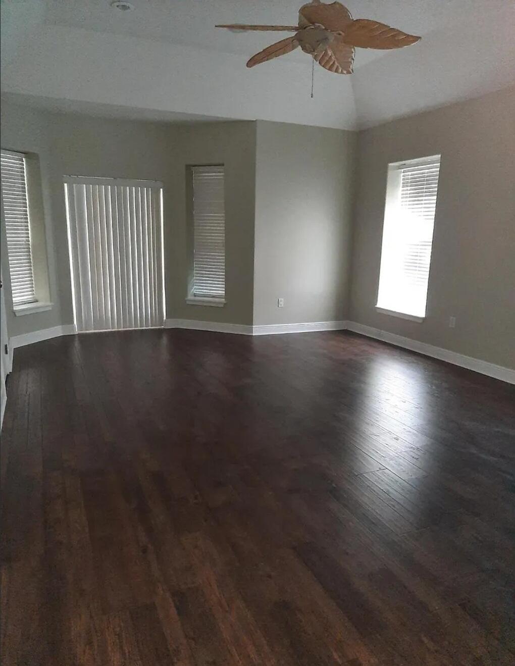 SOUND RETREAT - Residential Lease