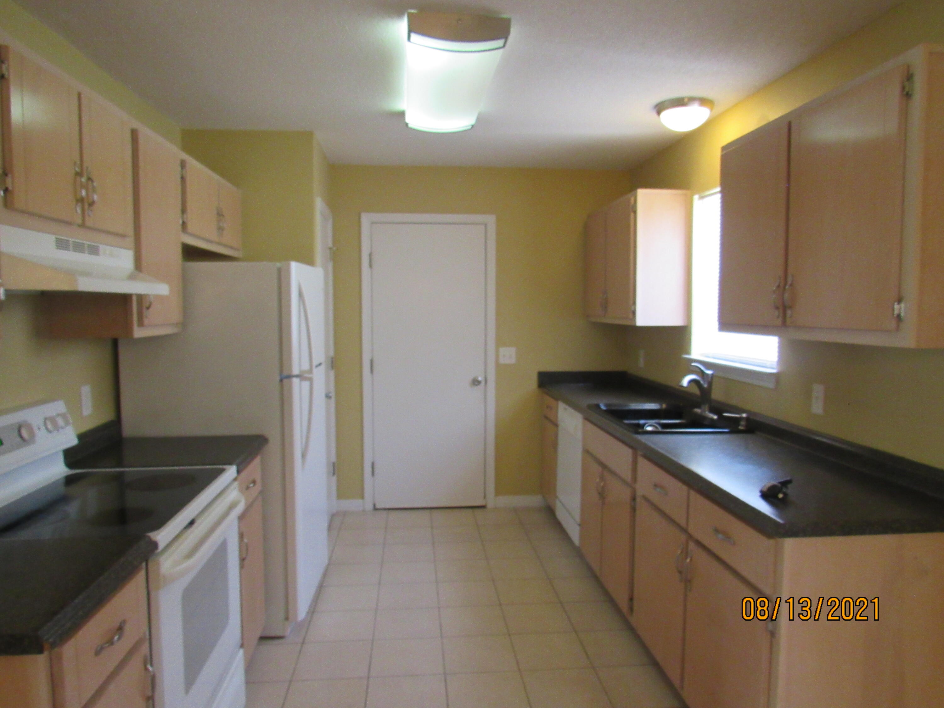 APLIN HEIGHTS S/D PH 1 - Residential Lease