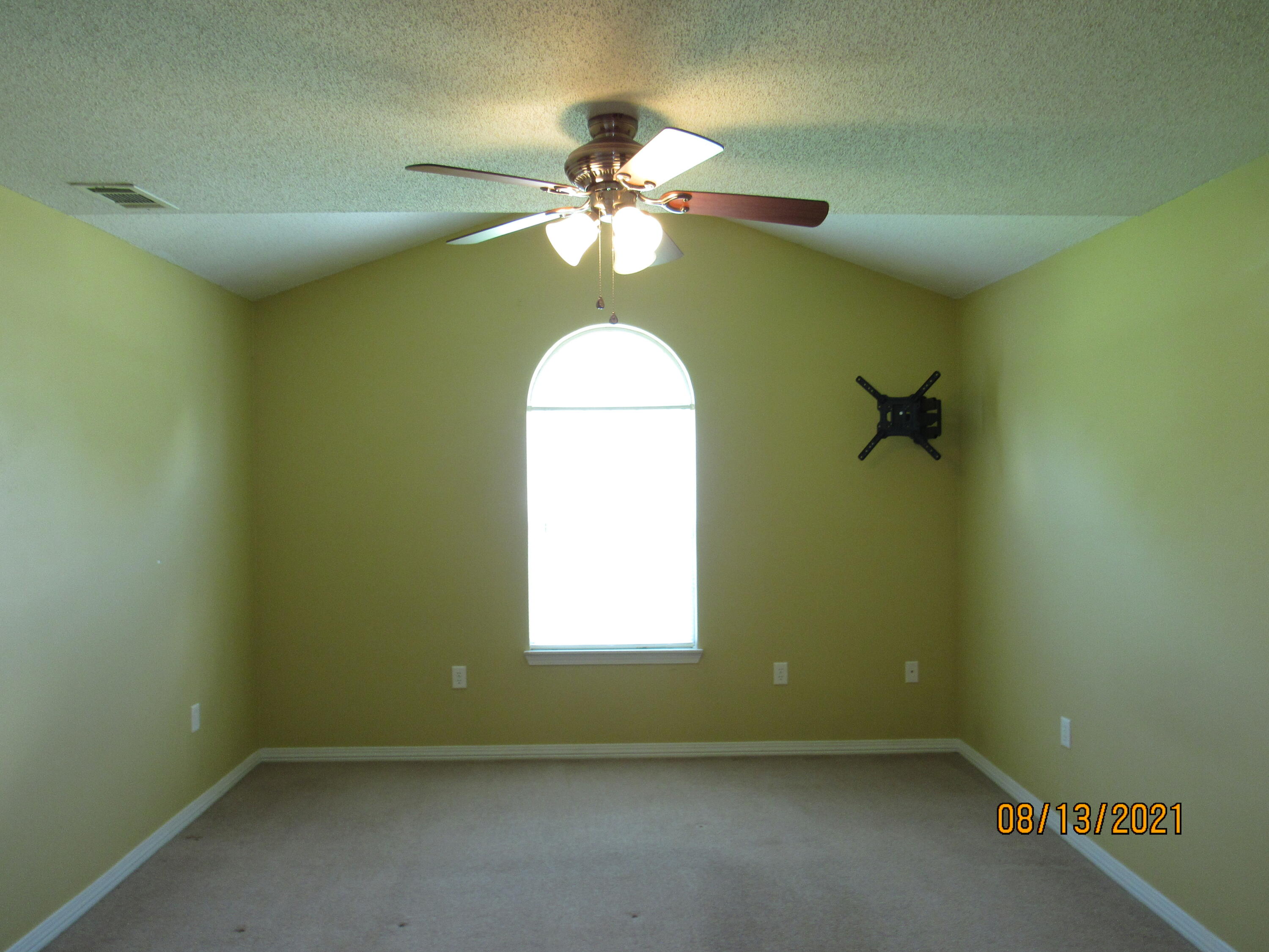 APLIN HEIGHTS S/D PH 1 - Residential Lease