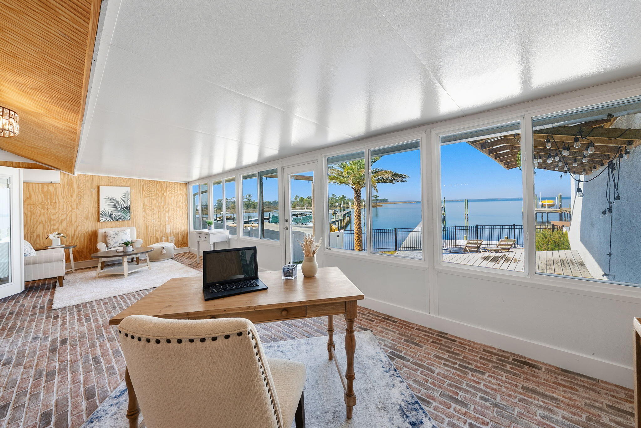 VENETIAN VILLA - Residential