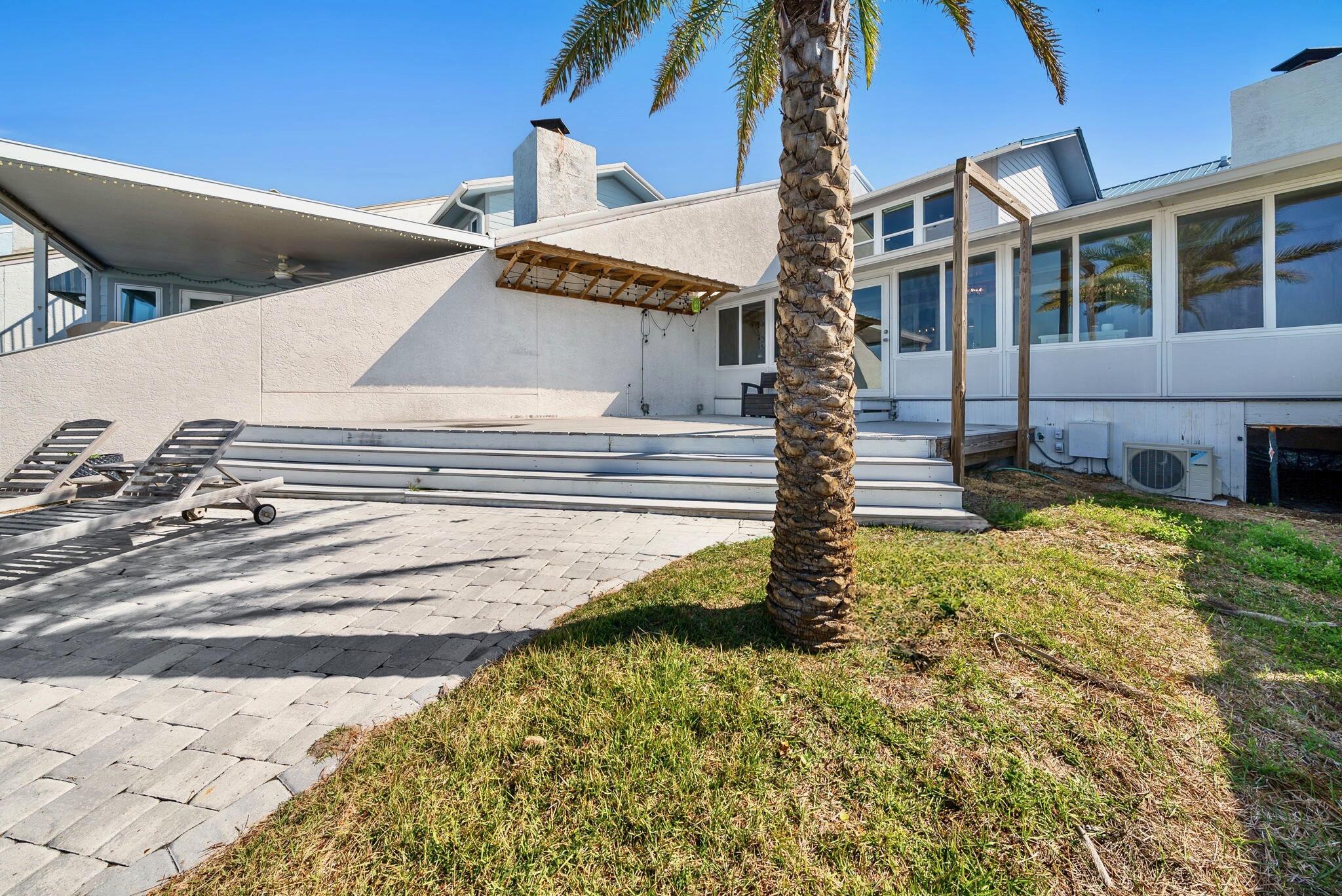 VENETIAN VILLA - Residential