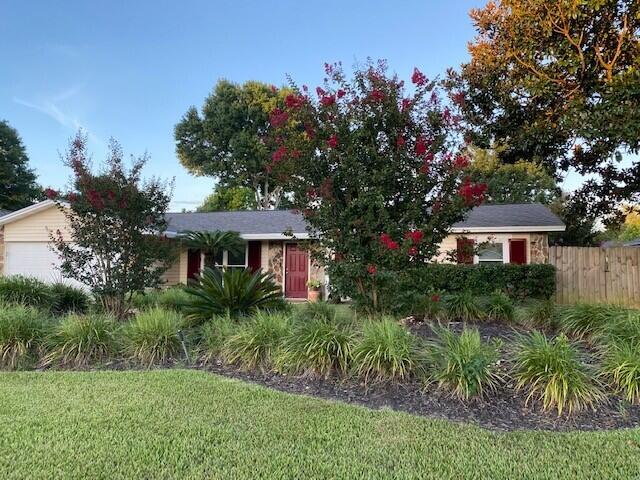 KELL-AIRE GARDENS - Residential