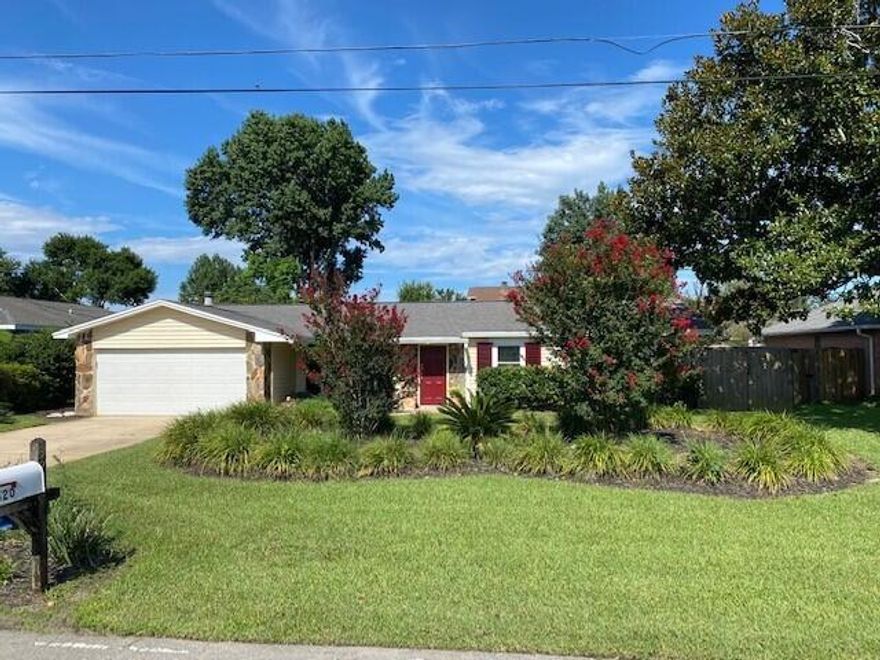 Ideal location in Kell-Aire Gardens subdivision in the heart of Destin.  This 3/2 home has a lap pool/hot tub right in the back yard with a huge deck for entertaining and coy pond.  Well maintained home includes a formal living room and a den with a wood burning fireplace.   Flooring is a mix of wood and carpet.  All 4 tvs are included!!   Irrigation system by Rainbird keeps this yard pristine.   Hurricane shutters included.  Convenient to elementary, middle and high schools, beaches, shopping and restaurants.  Professional photos coming soon!