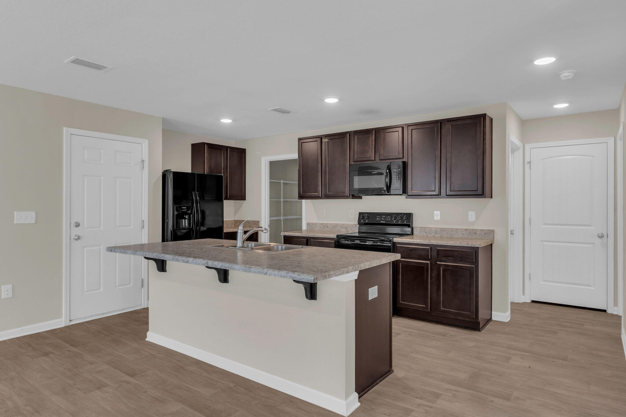 HAMMOCK BAY - Residential Lease