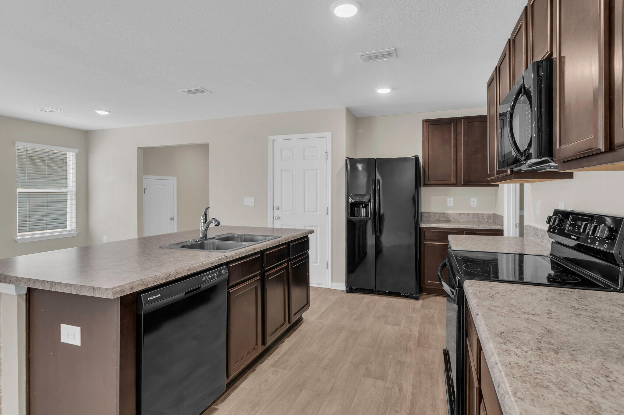 HAMMOCK BAY - Residential Lease