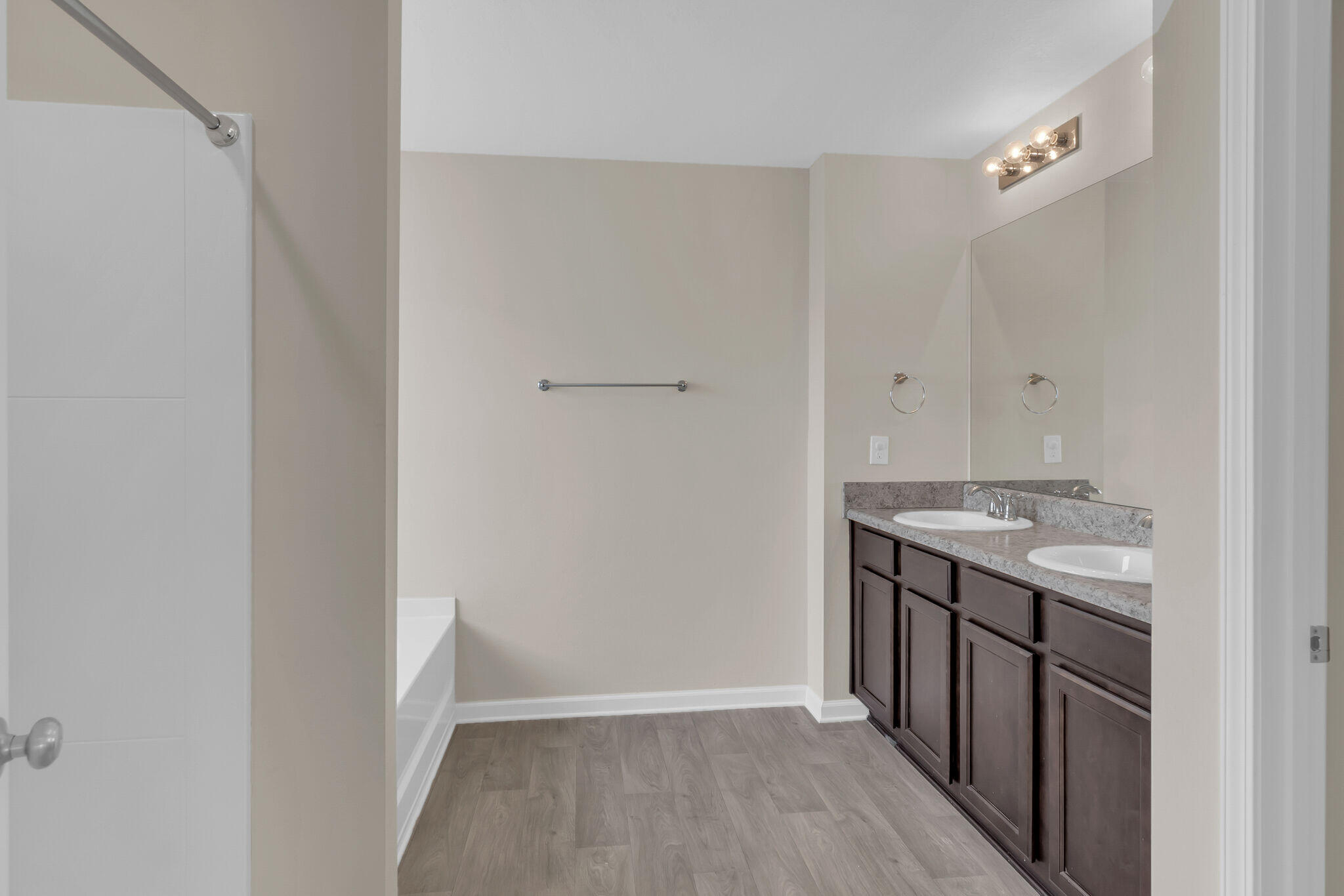 HAMMOCK BAY - Residential Lease