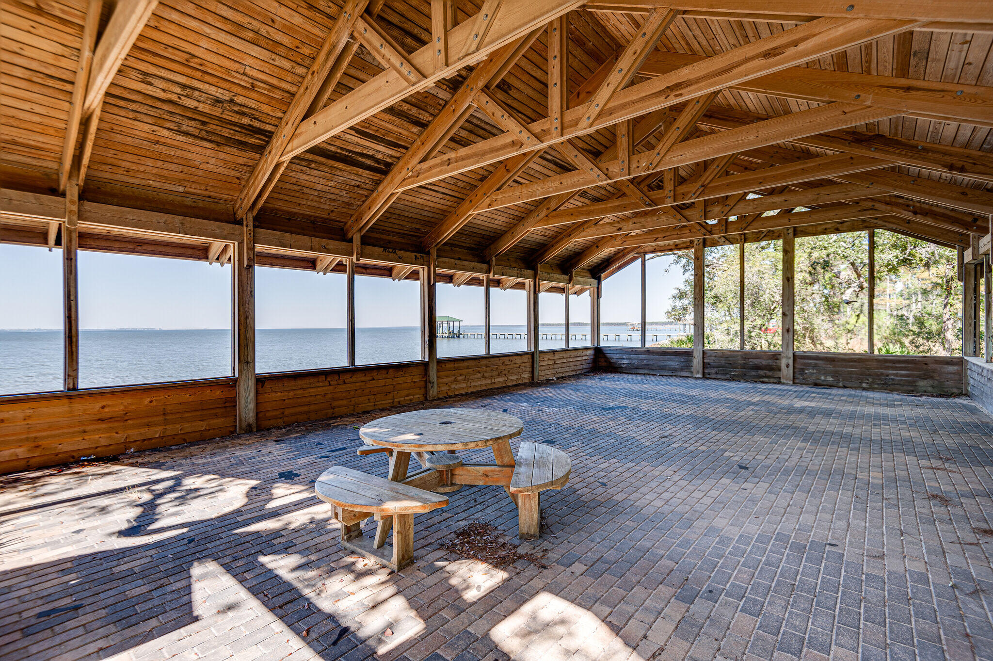 HAMMOCK BAY - Residential Lease