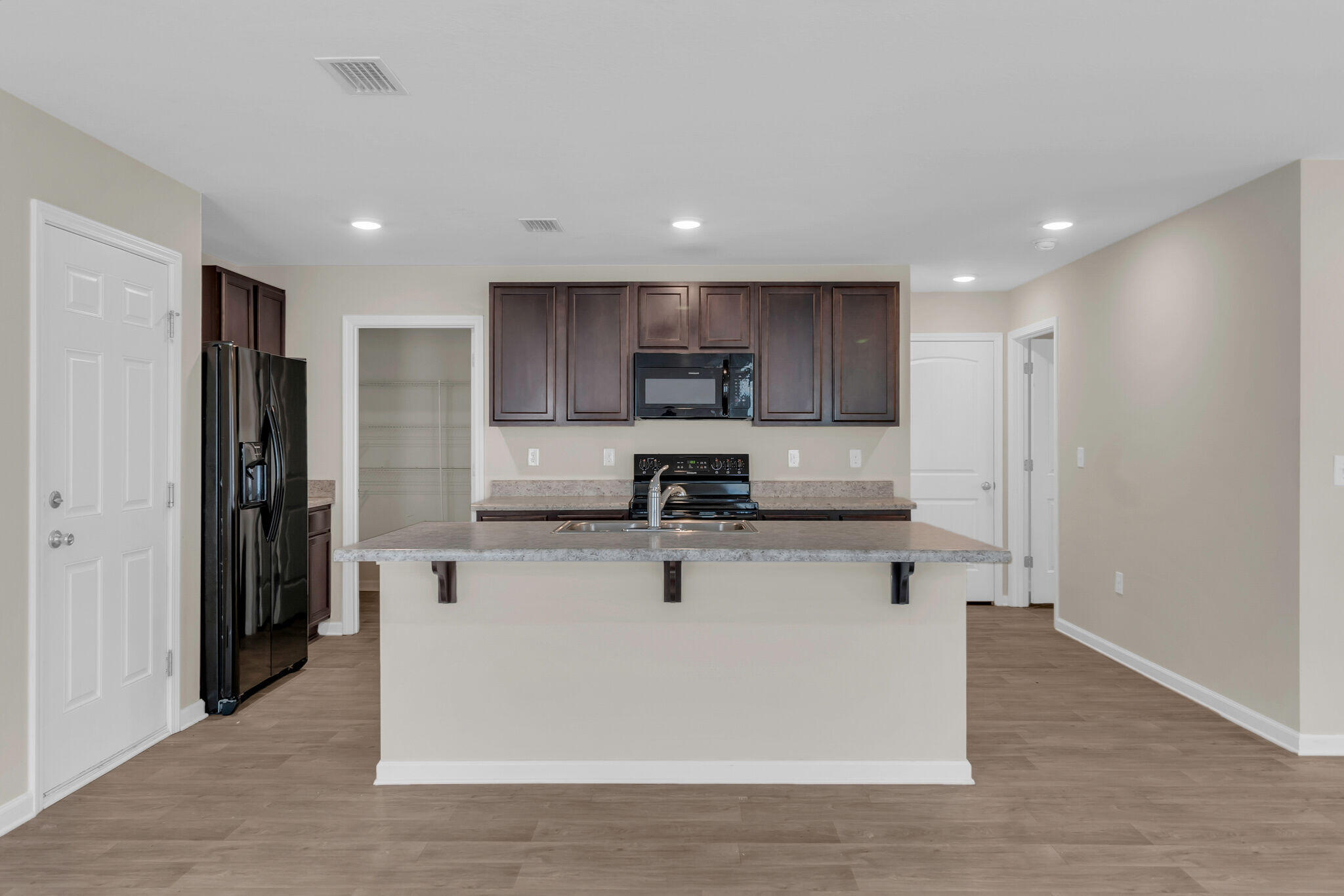 HAMMOCK BAY - Residential Lease