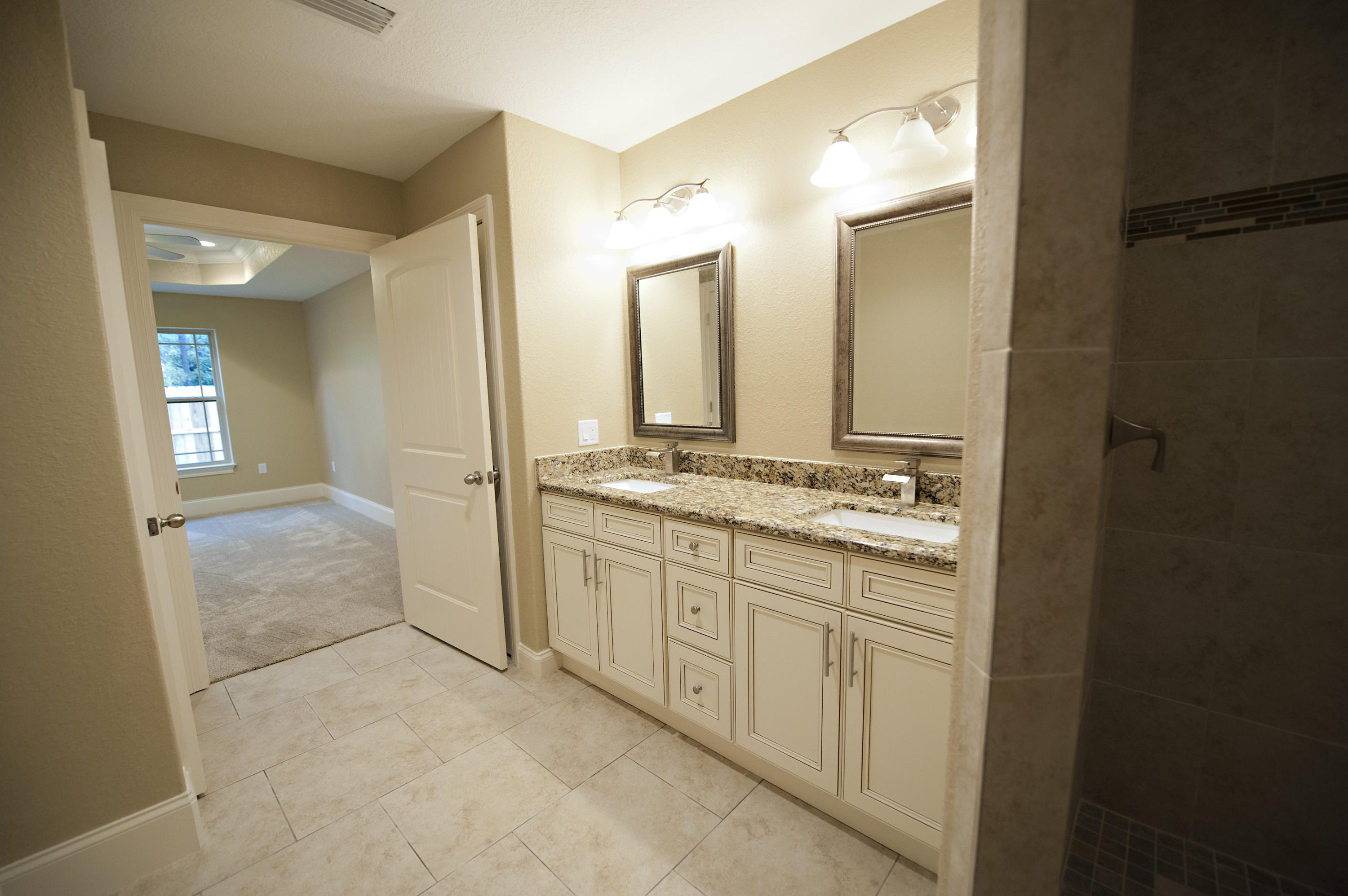 Navarre 2nd Addition - Residential