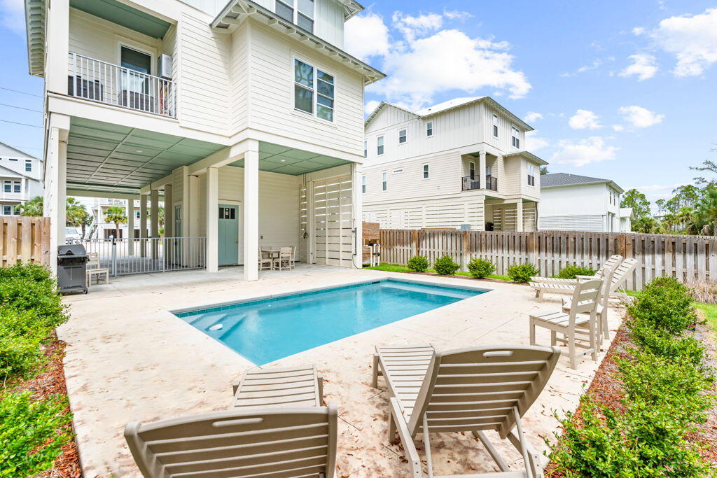 NO RECORDED SUBDIVISION - Residential