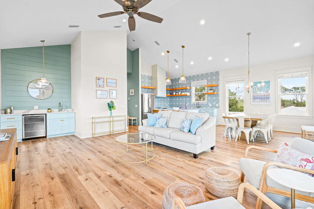 NO RECORDED SUBDIVISION - Residential