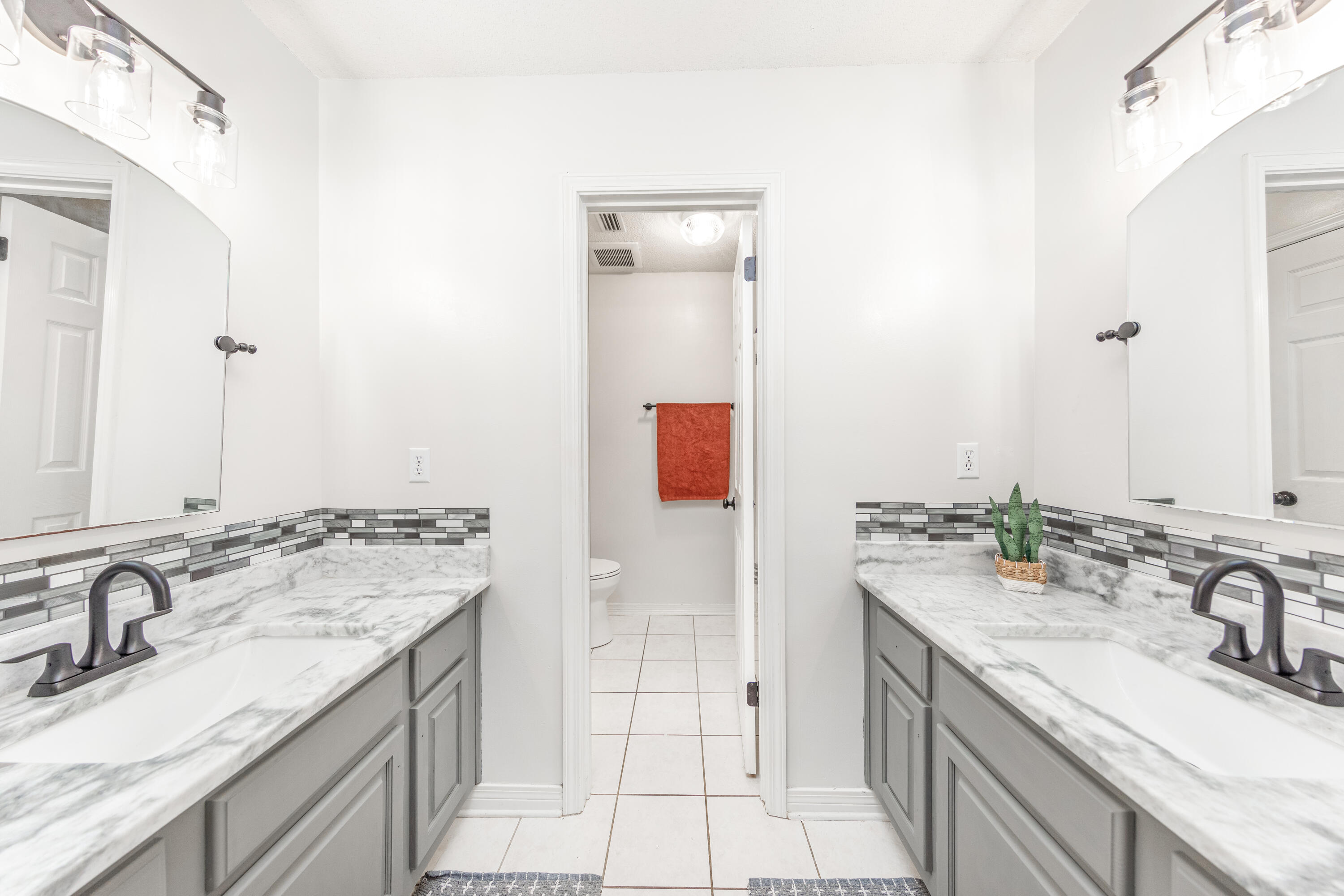 SHALIMAR VILLAGE - Residential