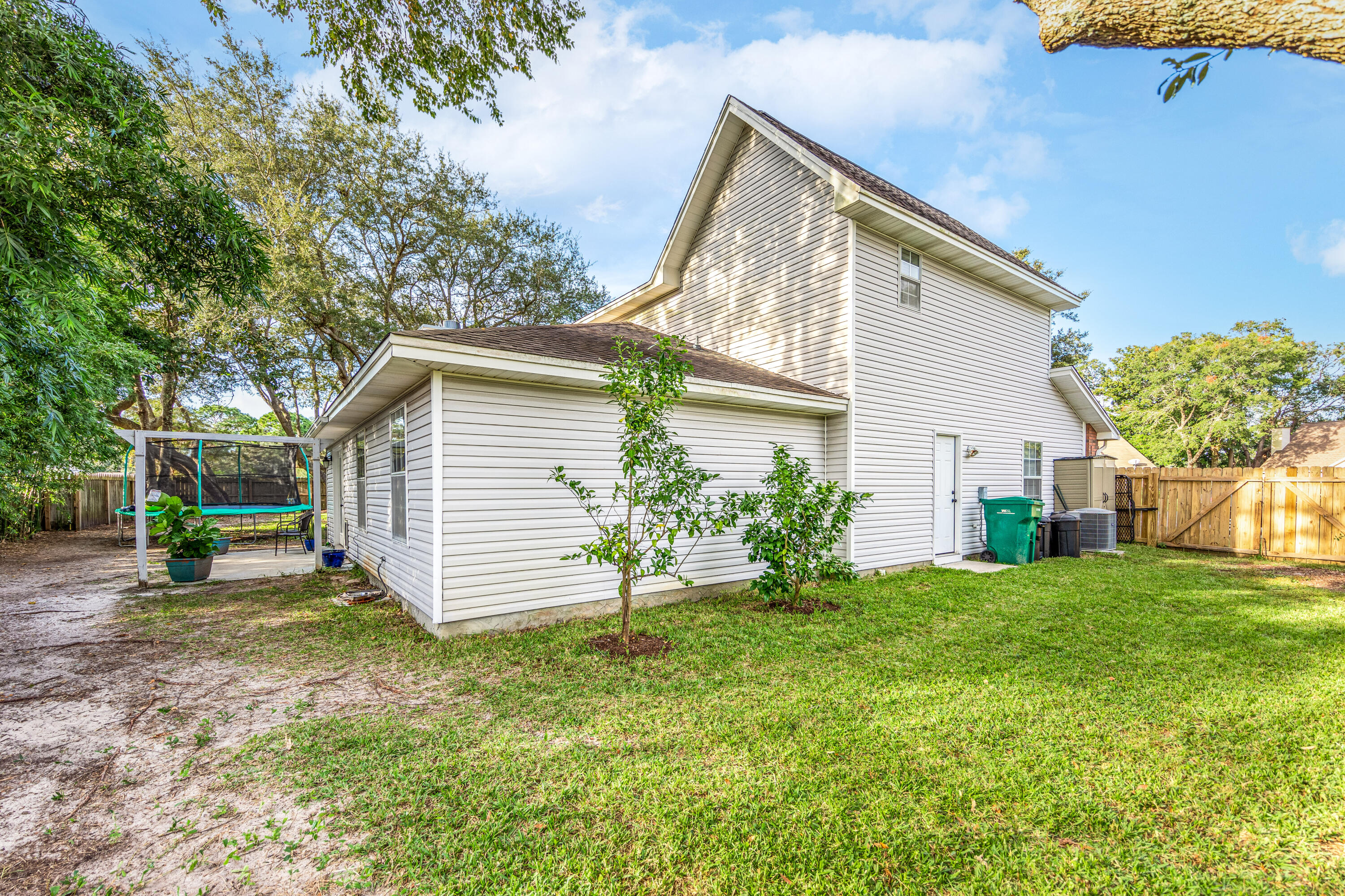 SHALIMAR VILLAGE - Residential