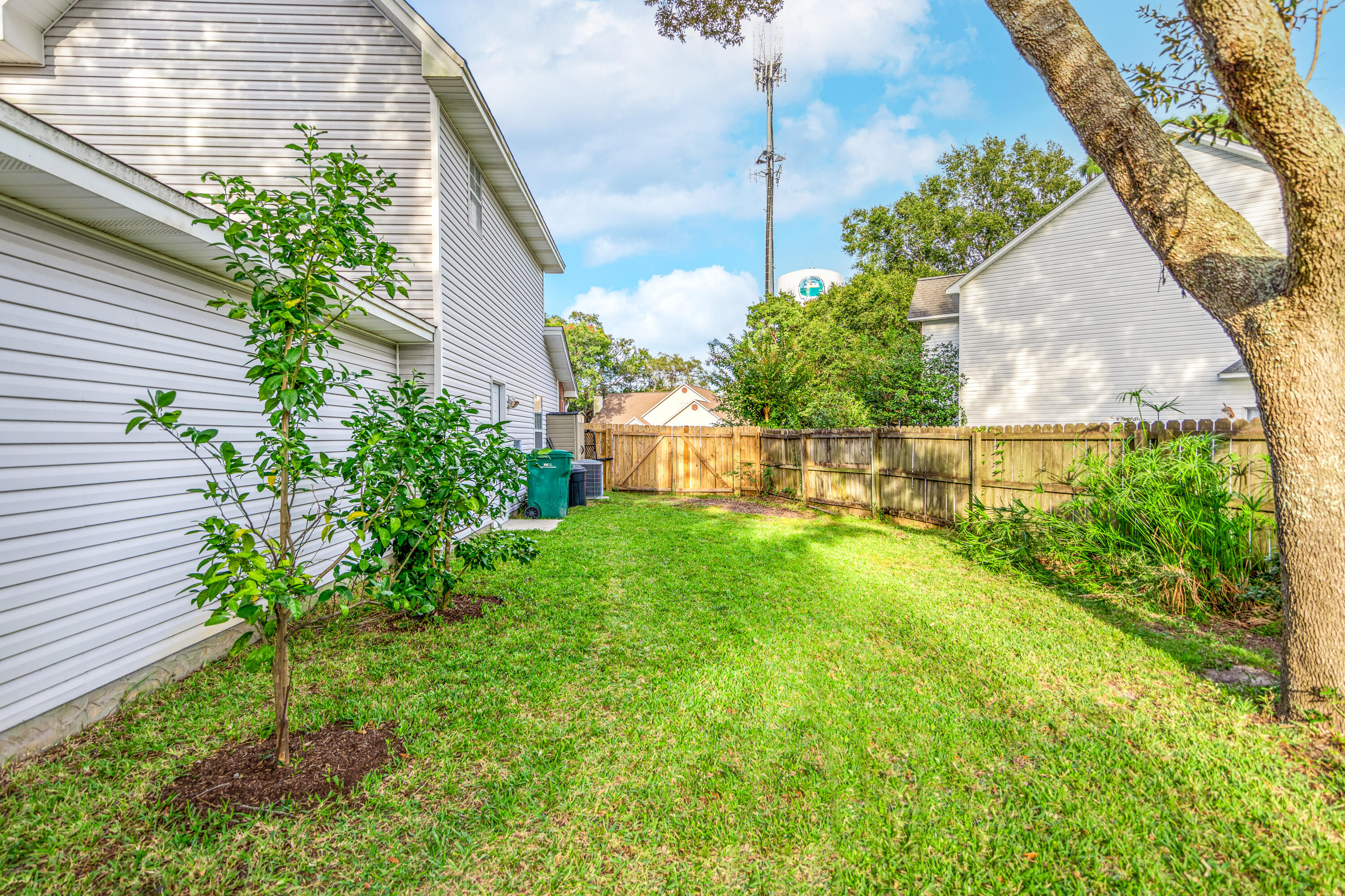 SHALIMAR VILLAGE - Residential