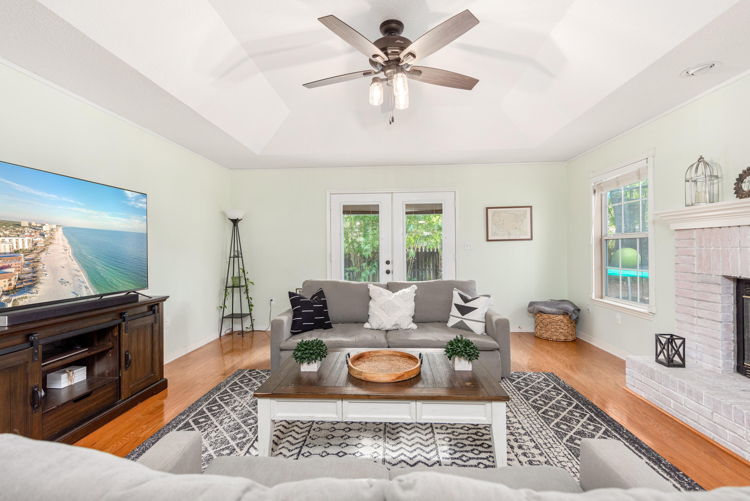 SHALIMAR VILLAGE - Residential