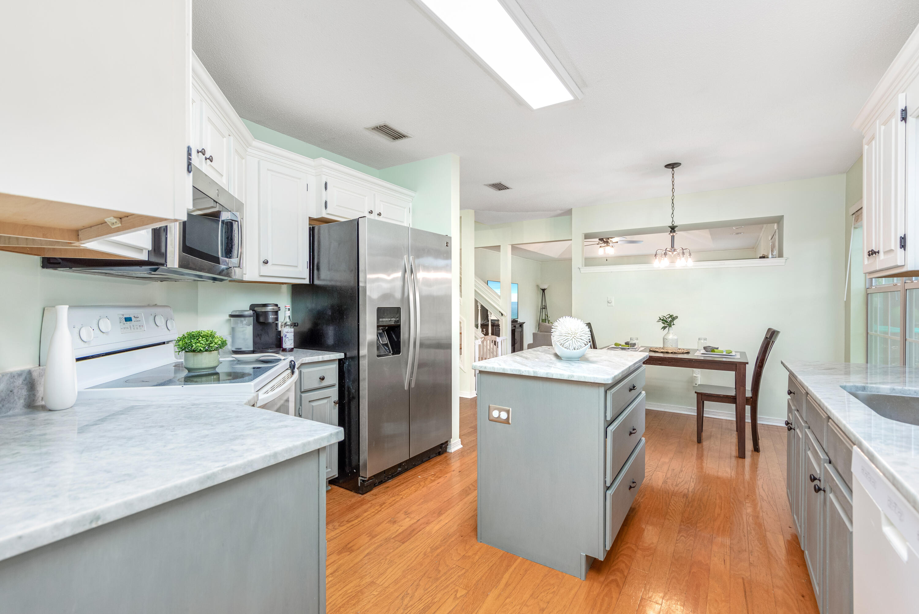 SHALIMAR VILLAGE - Residential