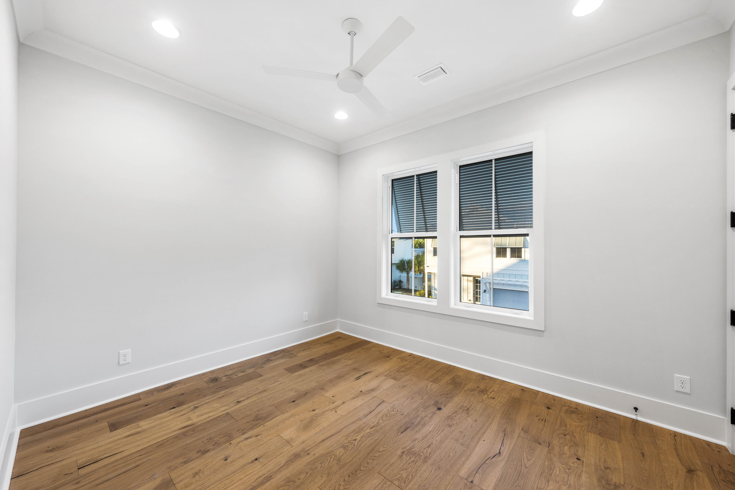 Century 393 - Residential Lease