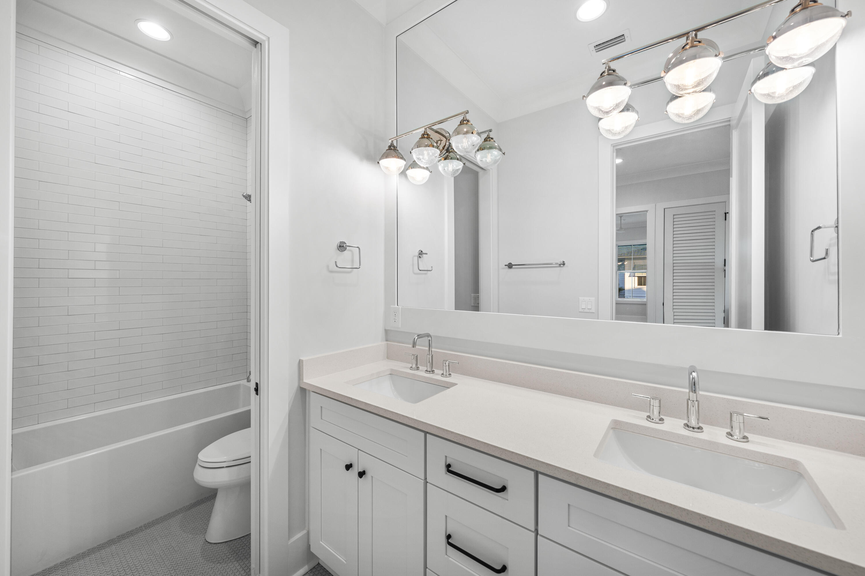 Century 393 - Residential Lease
