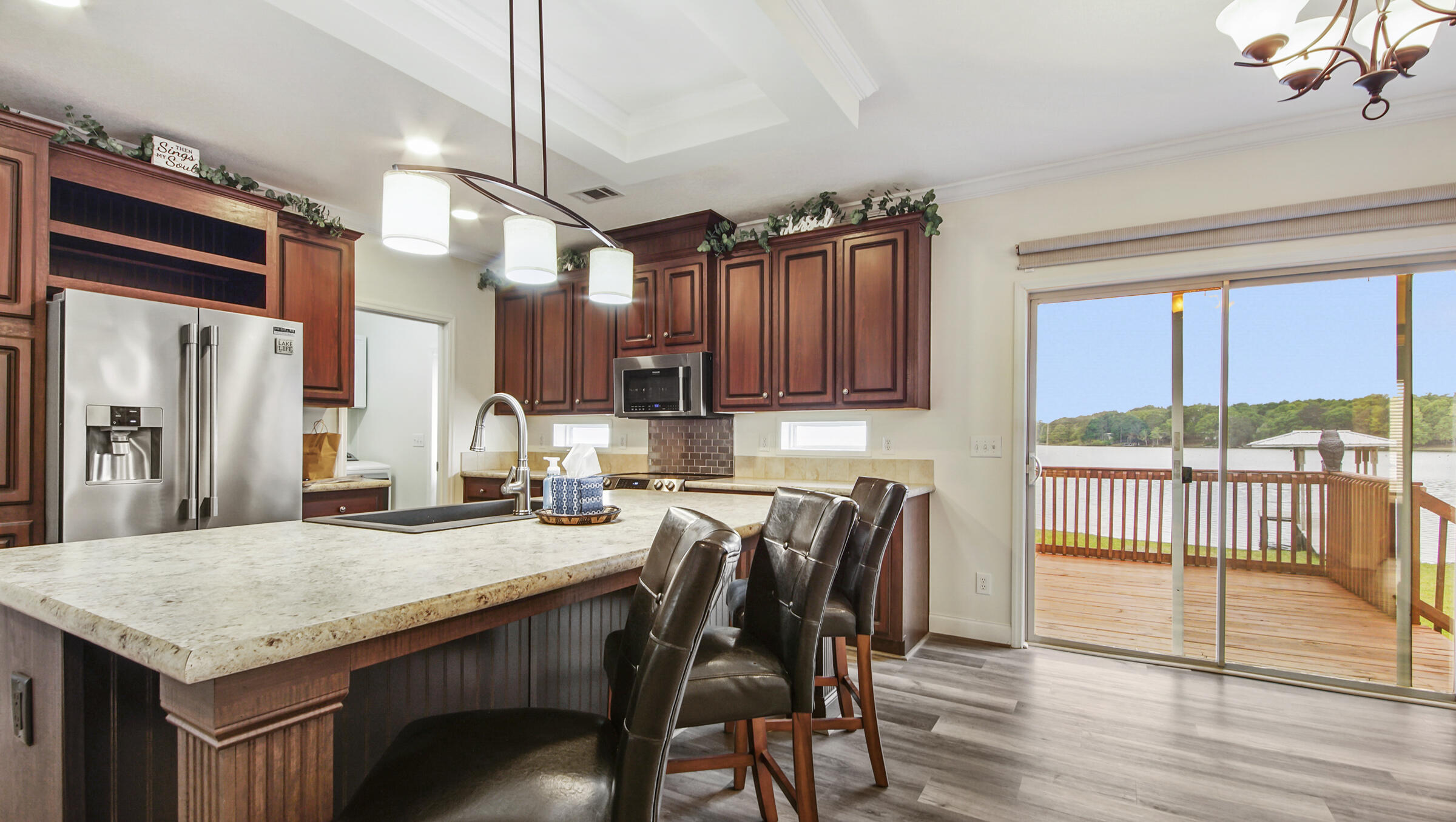 PARADISE ISLAND - Residential