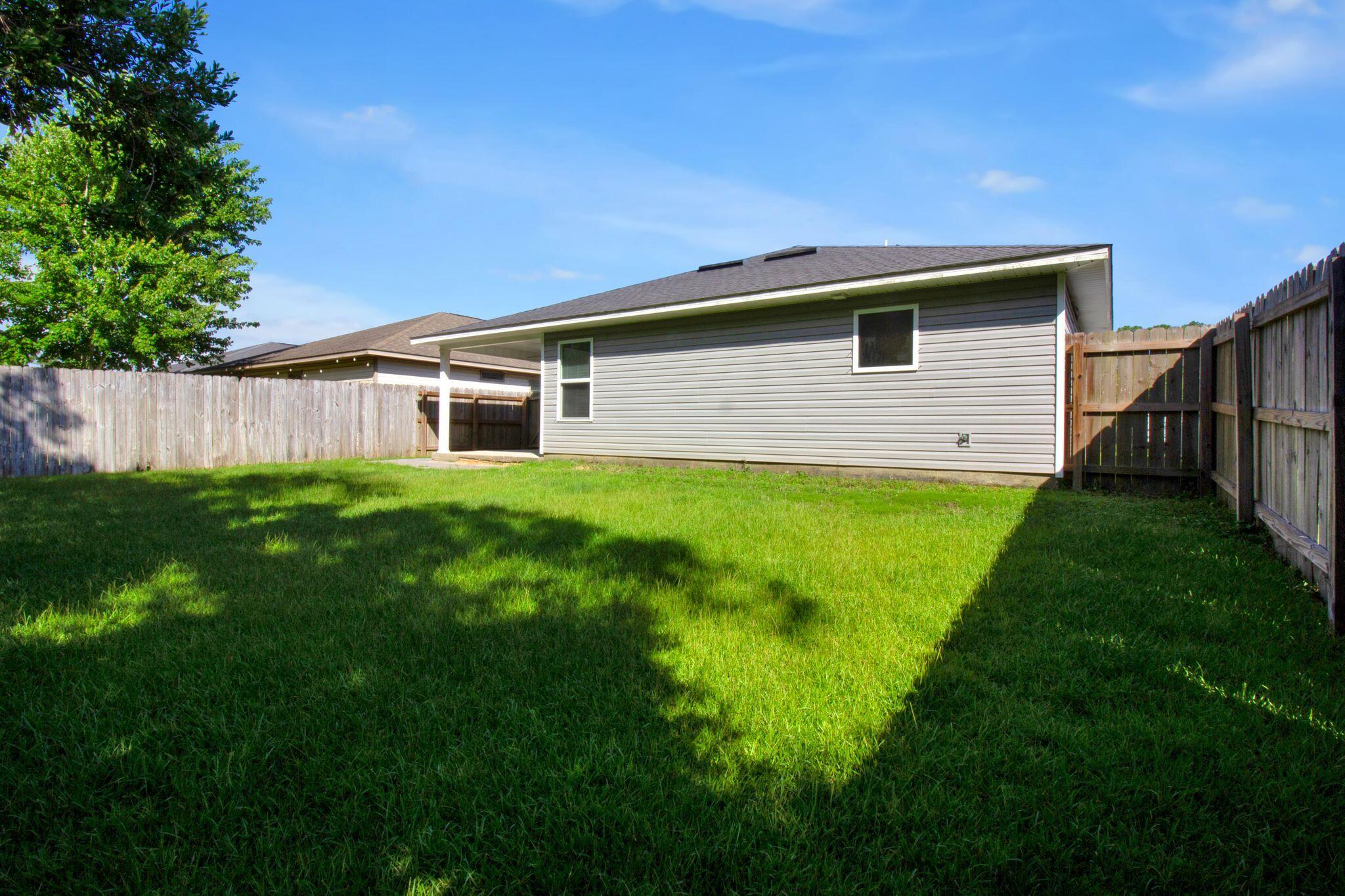 DUNCAN RIDGE - Residential Lease