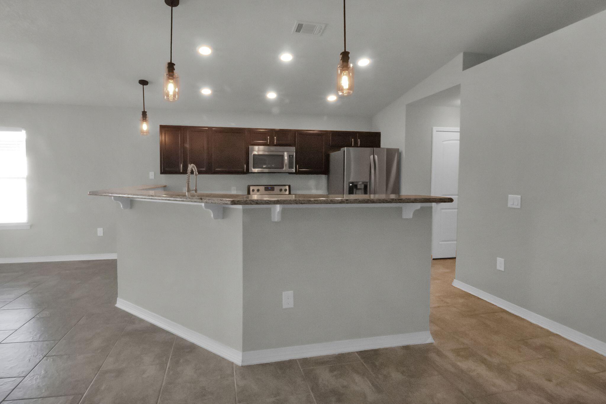 DUNCAN RIDGE - Residential Lease