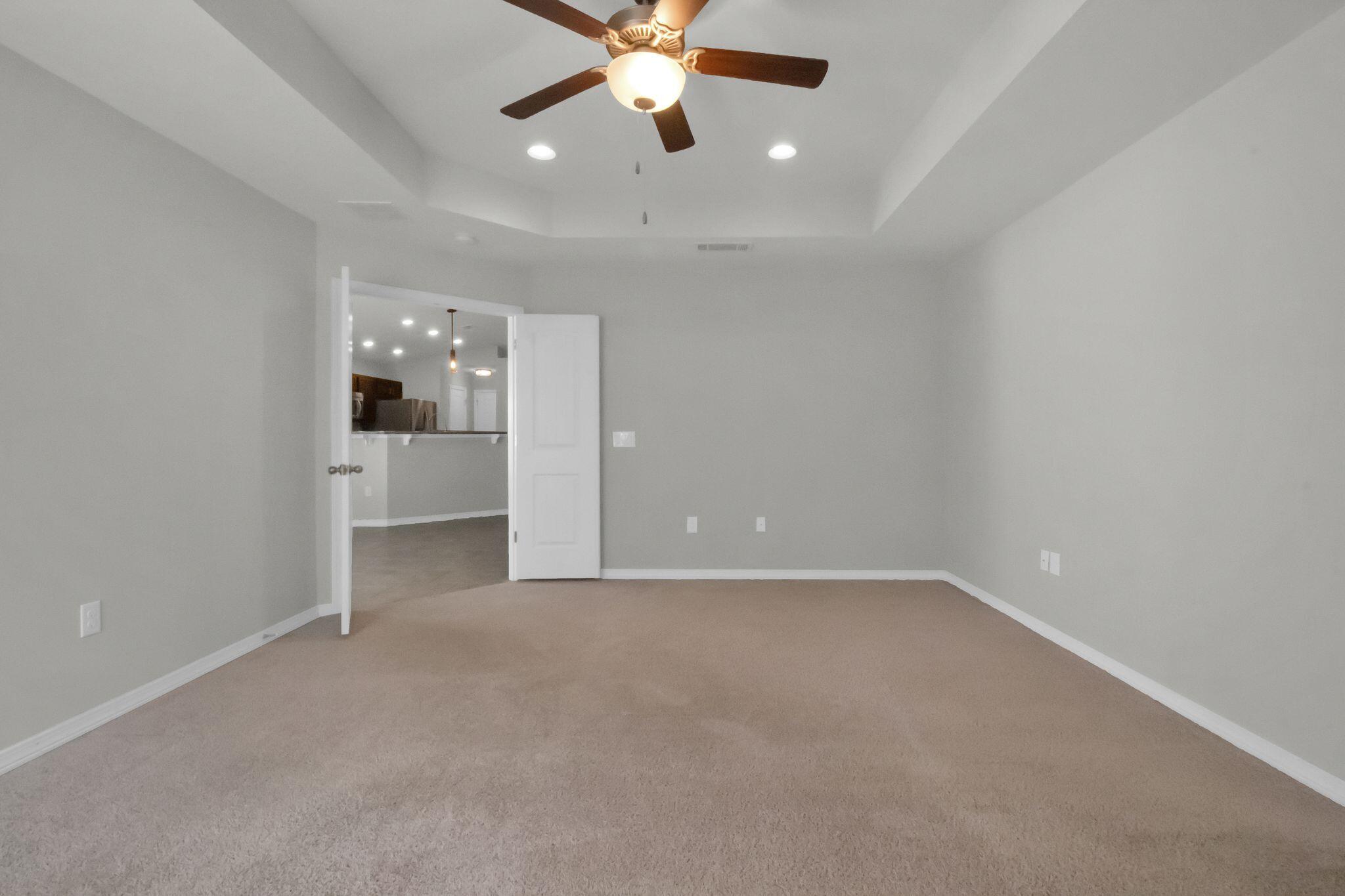 DUNCAN RIDGE - Residential Lease