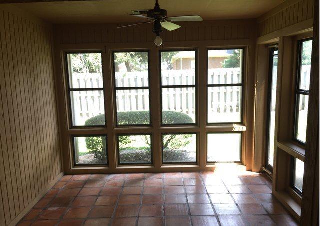 ROYAL OAK VILLAGE - Residential