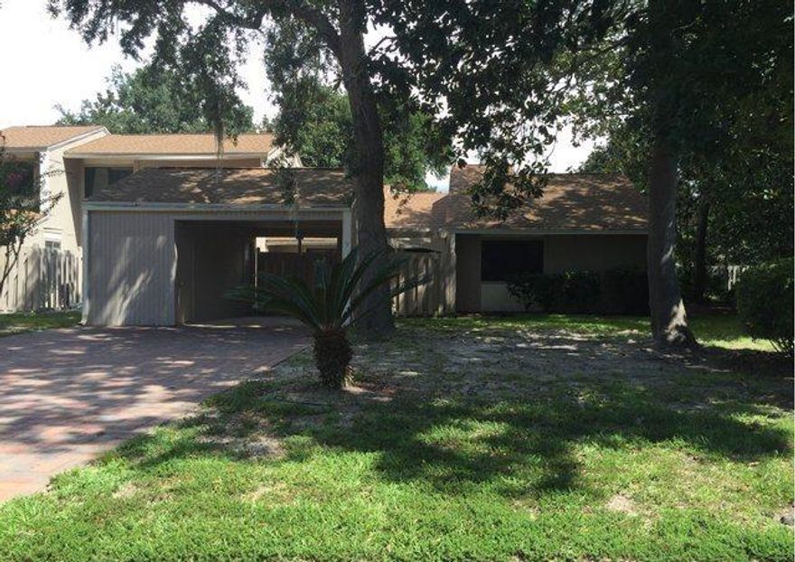 REO ~ Great Opportunity in Royal Oak Village... This 2 bedroom, 2 bath townhome offers low maintenance living. The kitchen features tile, the dining room opens to both the Florida Room & living room. Royal Oak Village is situated in Bluewater Bay offering golf, tennis & marina. This property is considered Insurable with Escrow by a FHA Appraiser. Buyers may escrow funds for repairs after the close of escrow & the amount is added to the loan balance of the standard FHA Financing (203b). Please see attached Repair Escrow & PCR for details. Available to Owner Occupants for 15 days from list date.