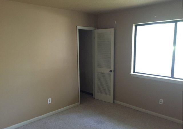 ROYAL OAK VILLAGE - Residential