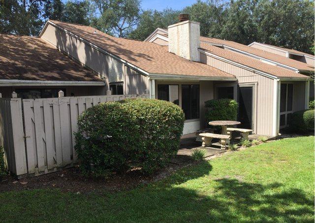 ROYAL OAK VILLAGE - Residential