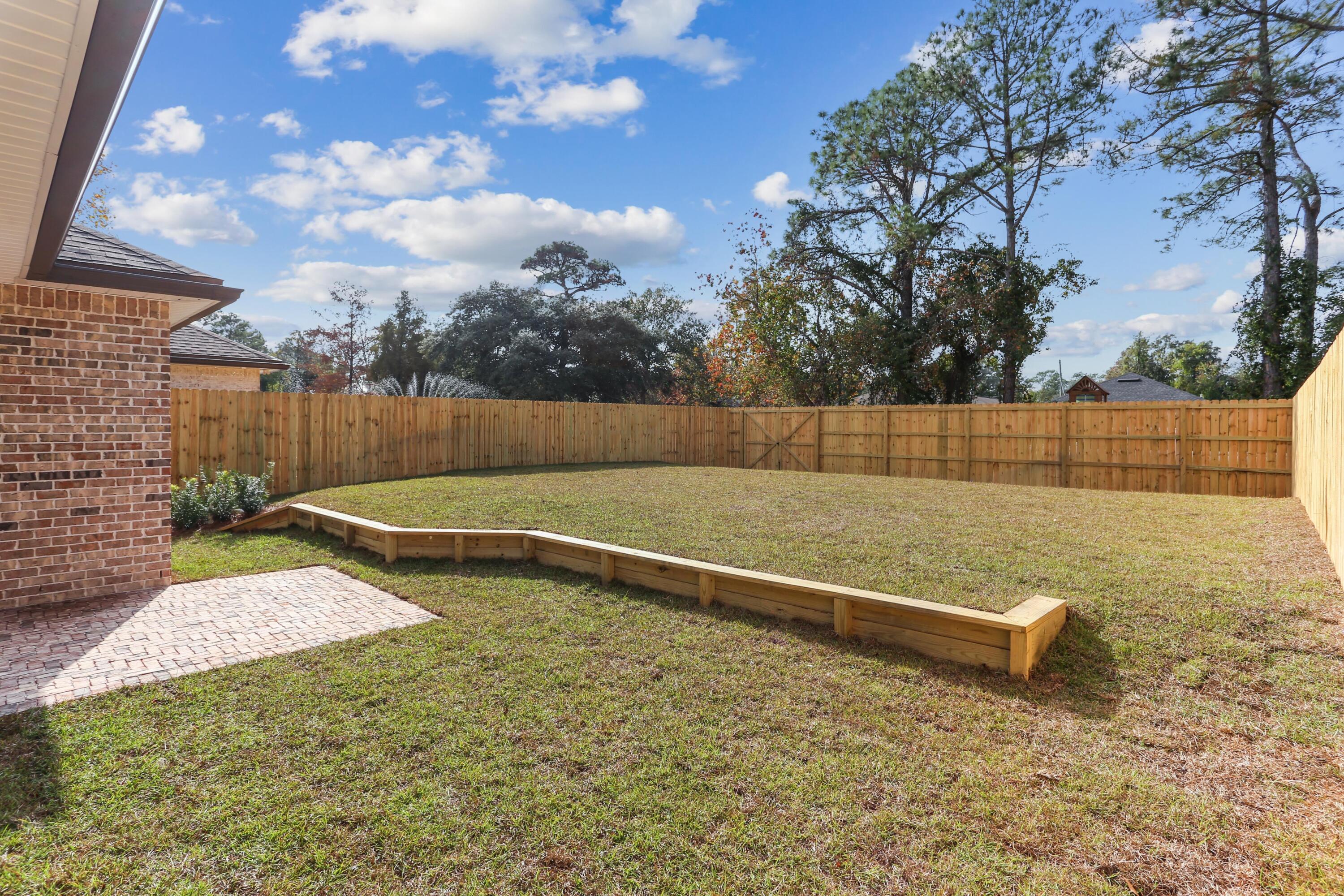 VILLA TASSO TOWN OF - Residential