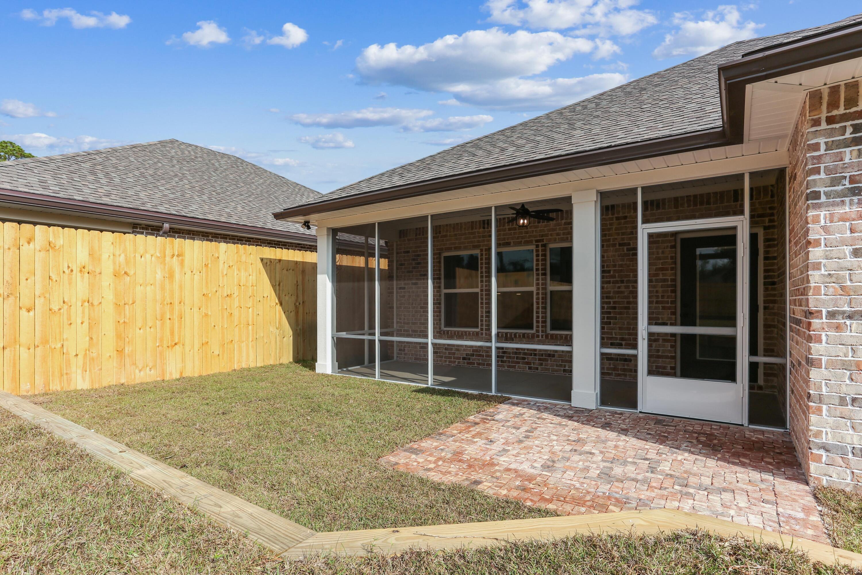 VILLA TASSO TOWN OF - Residential