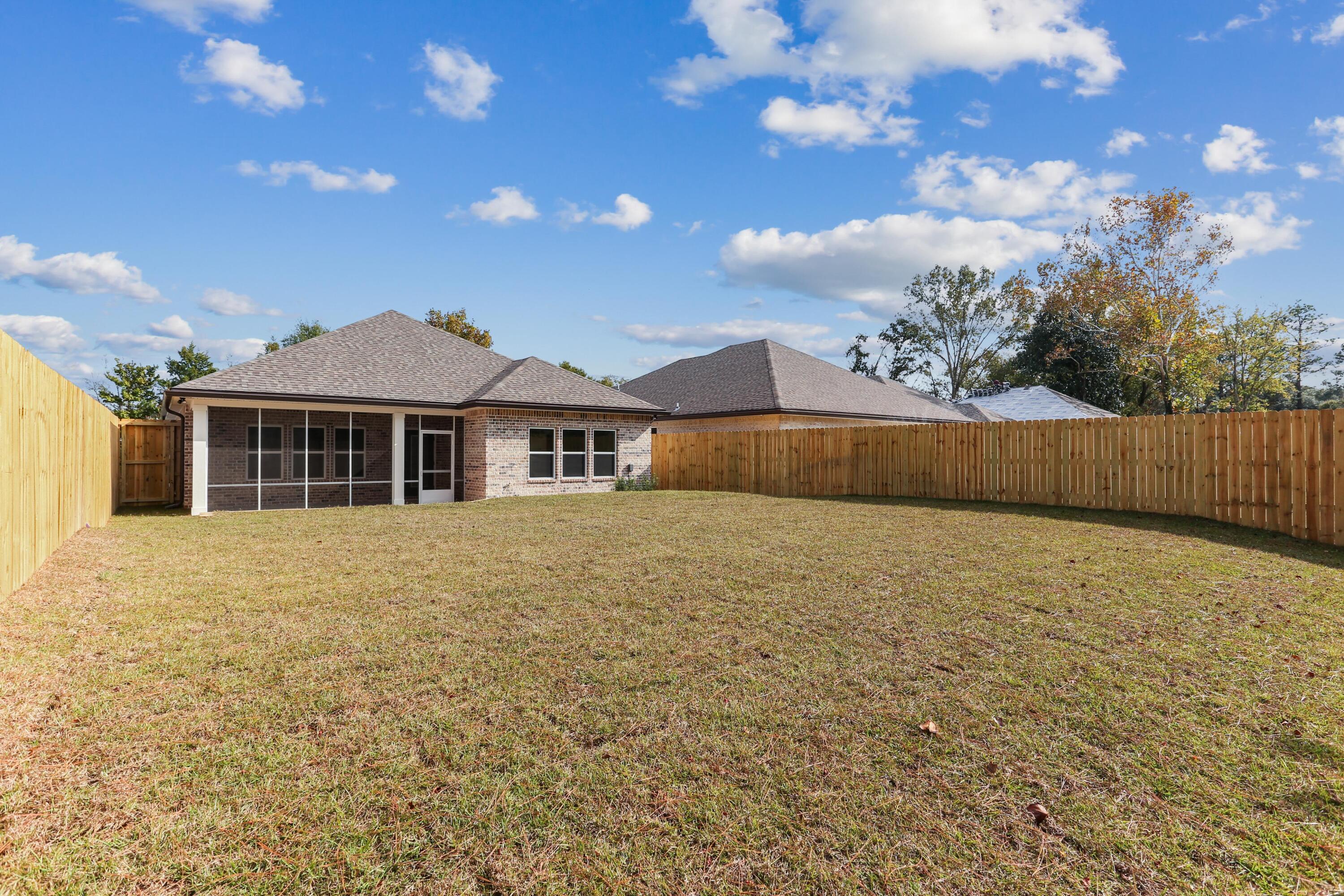 VILLA TASSO TOWN OF - Residential