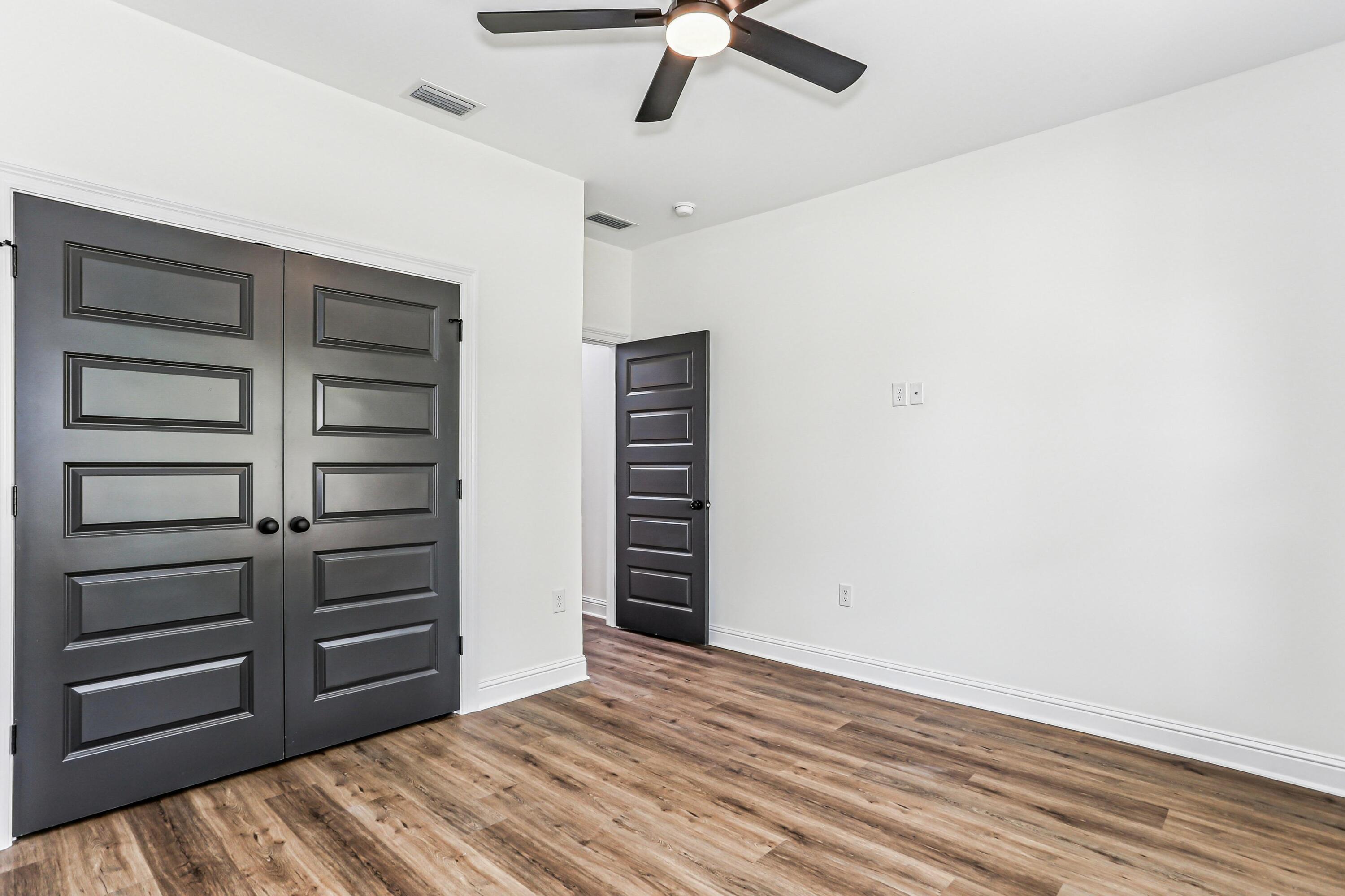 VILLA TASSO TOWN OF - Residential