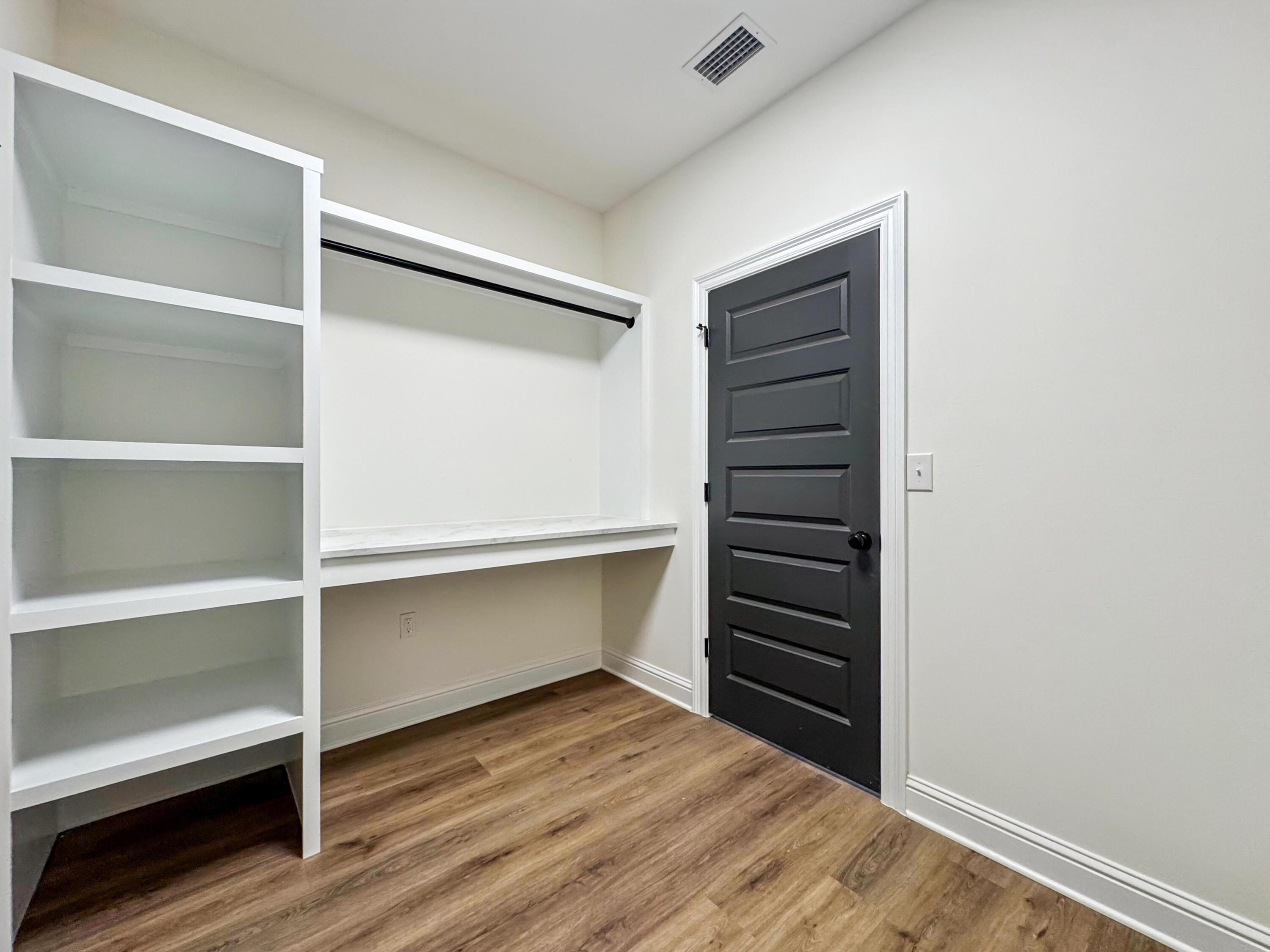 VILLA TASSO TOWN OF - Residential