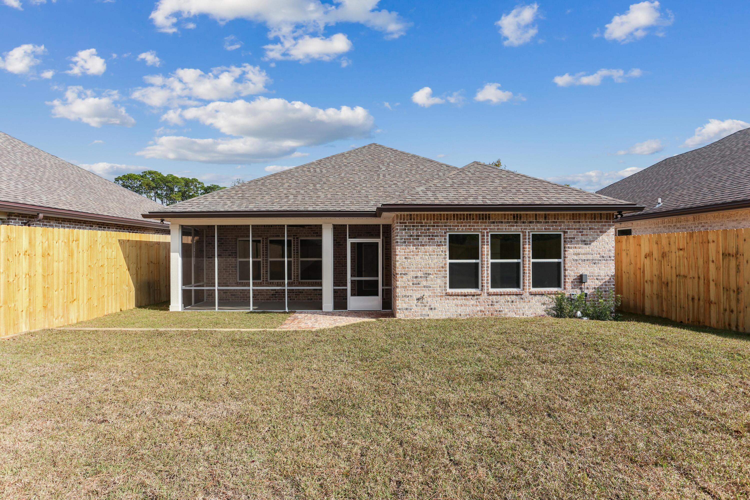 VILLA TASSO TOWN OF - Residential