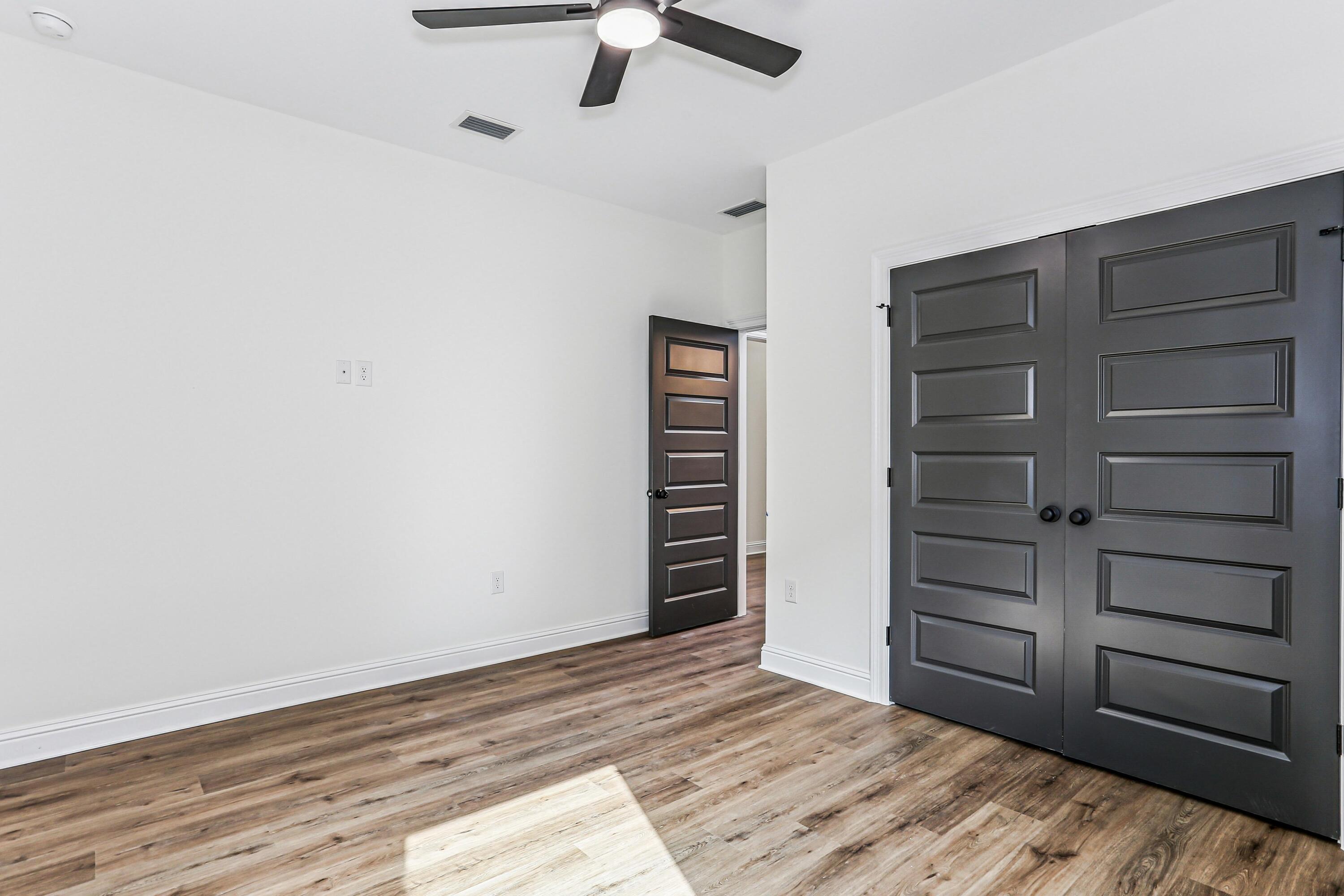 VILLA TASSO TOWN OF - Residential