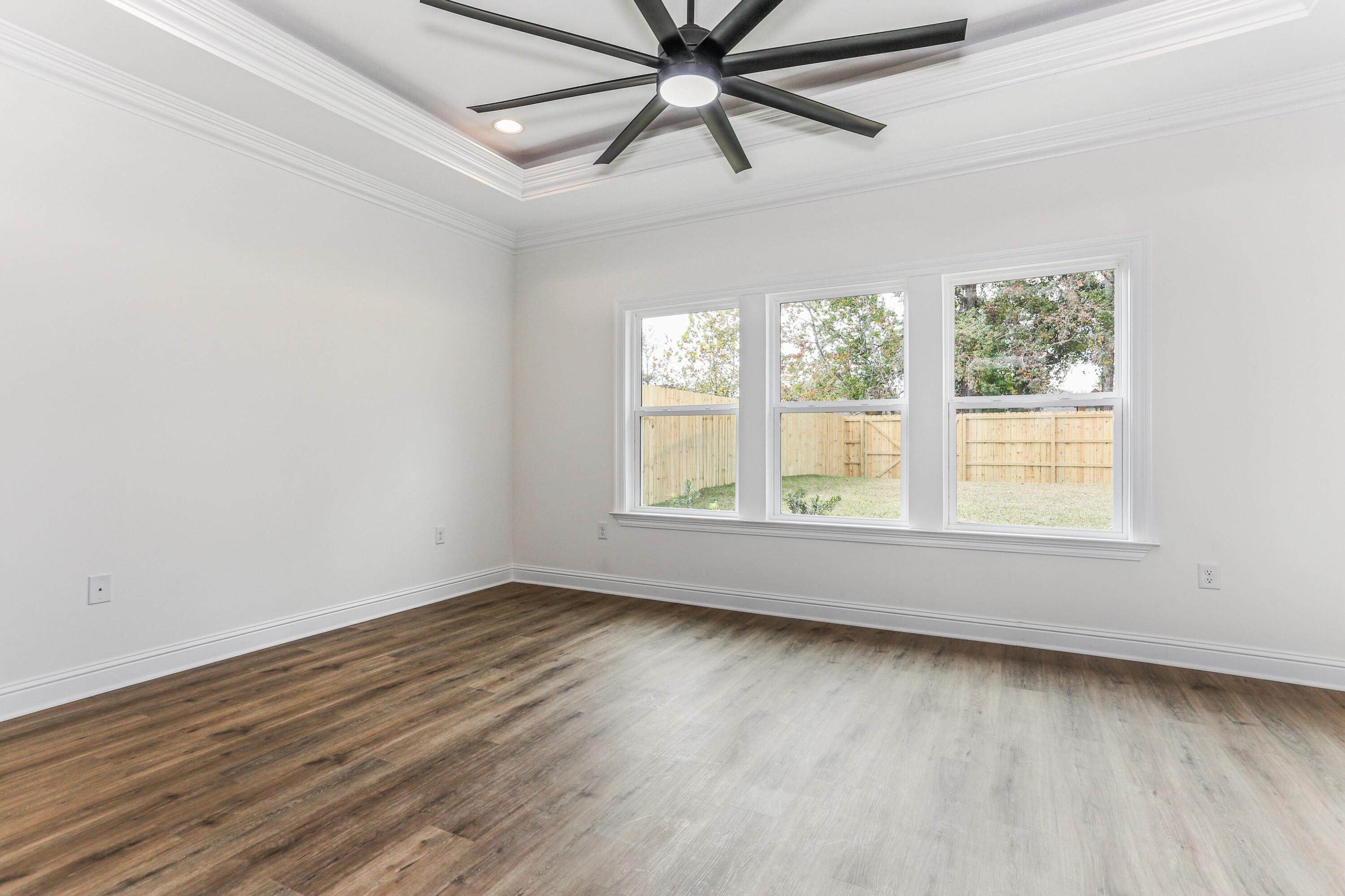 VILLA TASSO TOWN OF - Residential