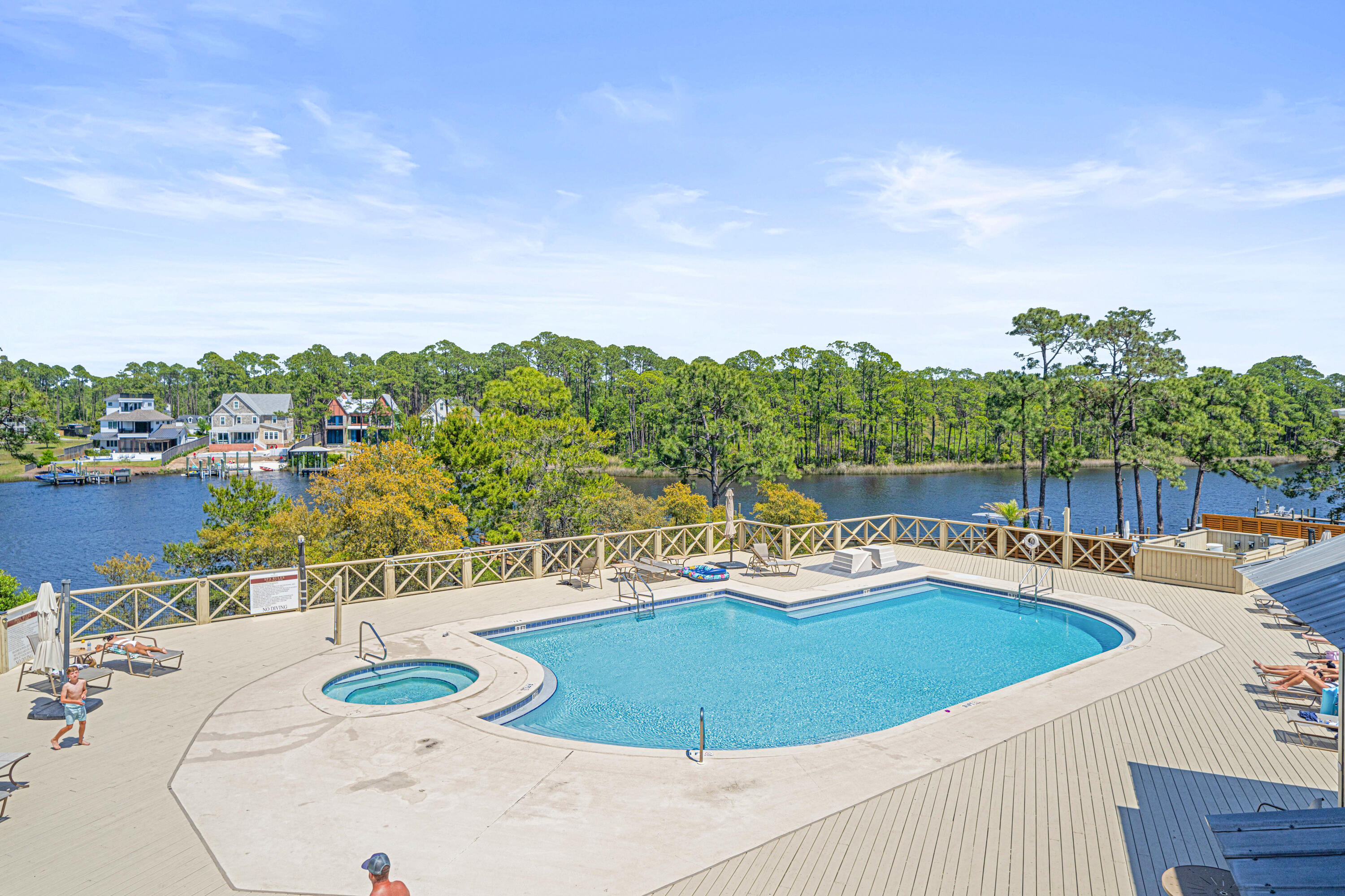 TURTLE COVE - Residential