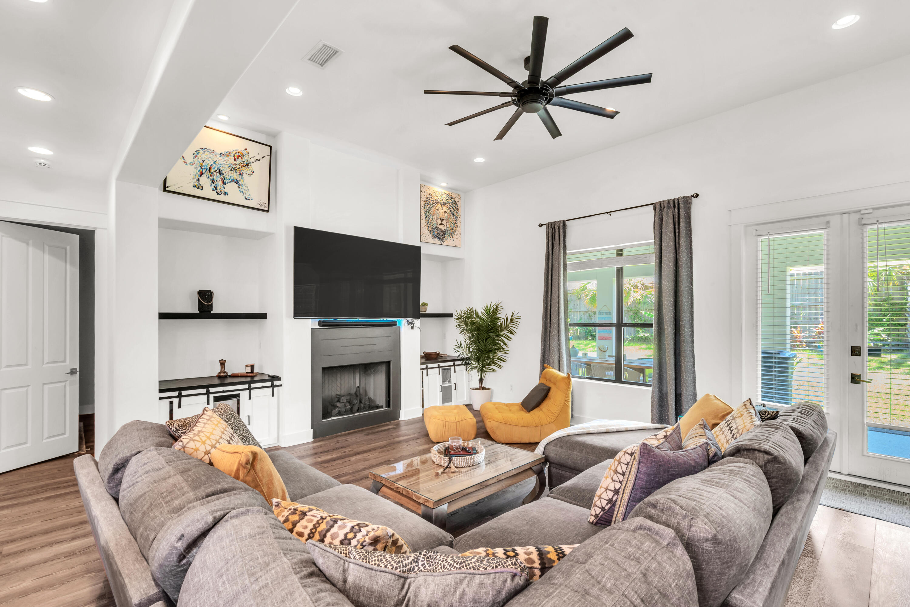 HOLIDAY SHORES EST 4TH ADDN - Residential