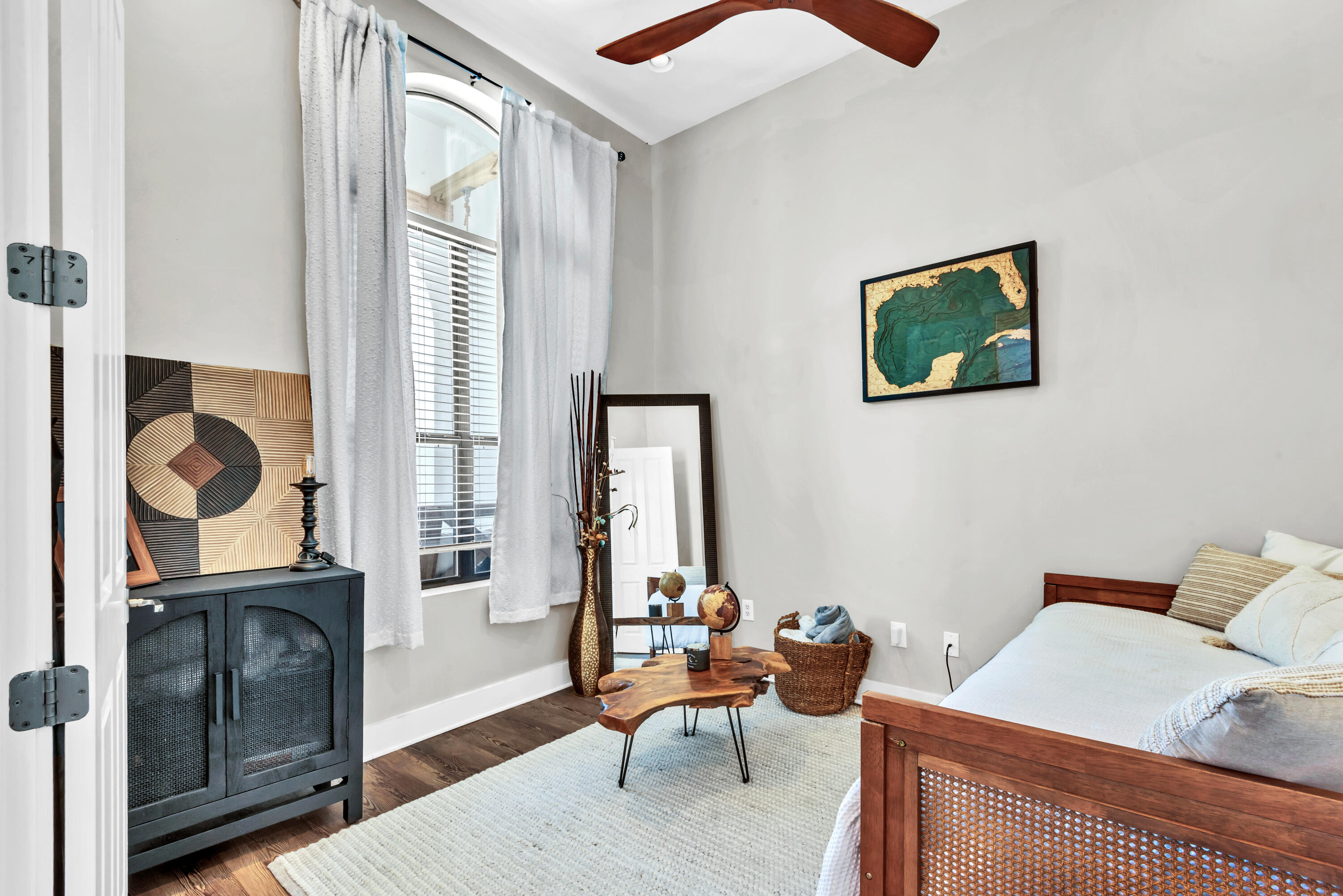 HOLIDAY SHORES EST 4TH ADDN - Residential