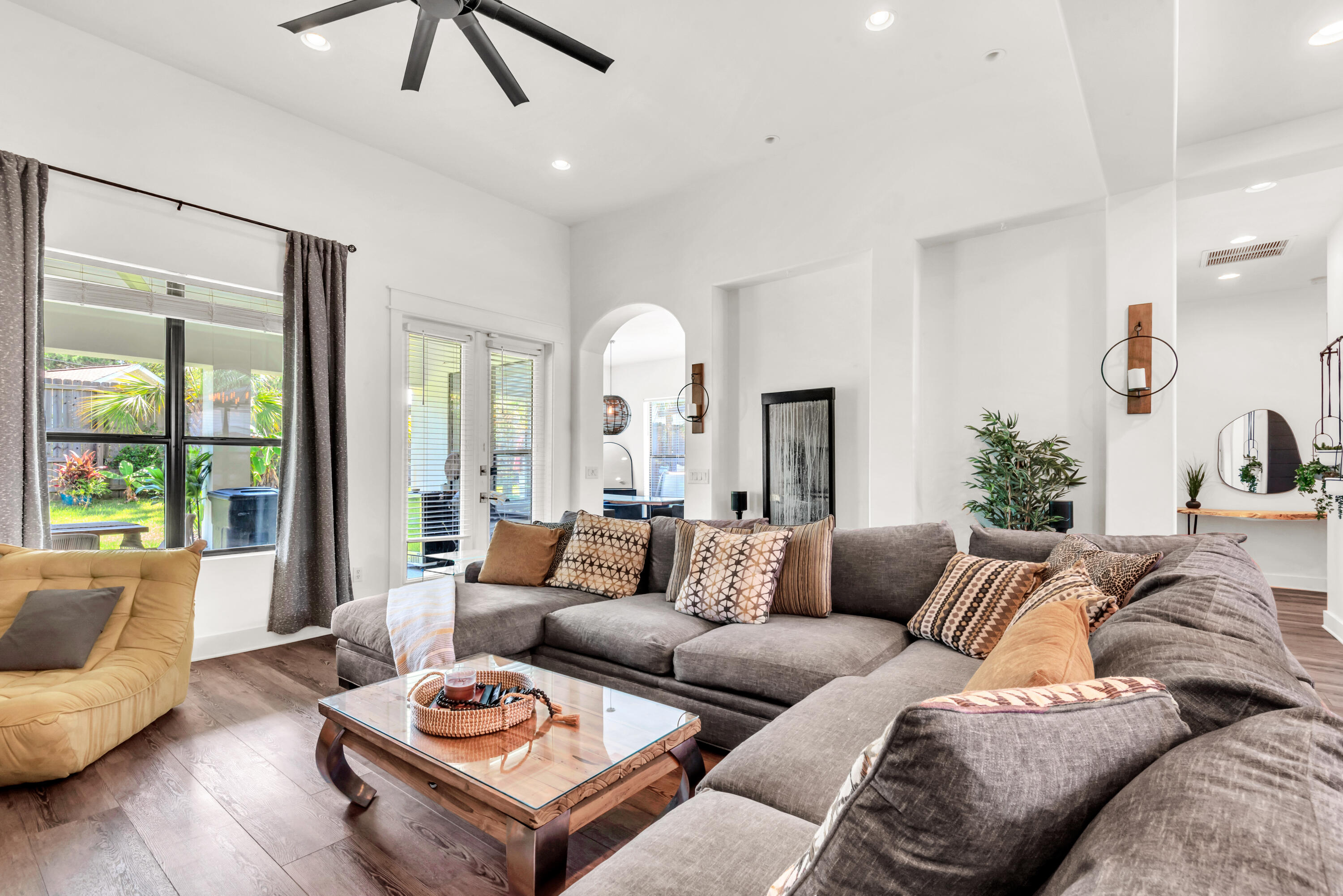 HOLIDAY SHORES EST 4TH ADDN - Residential
