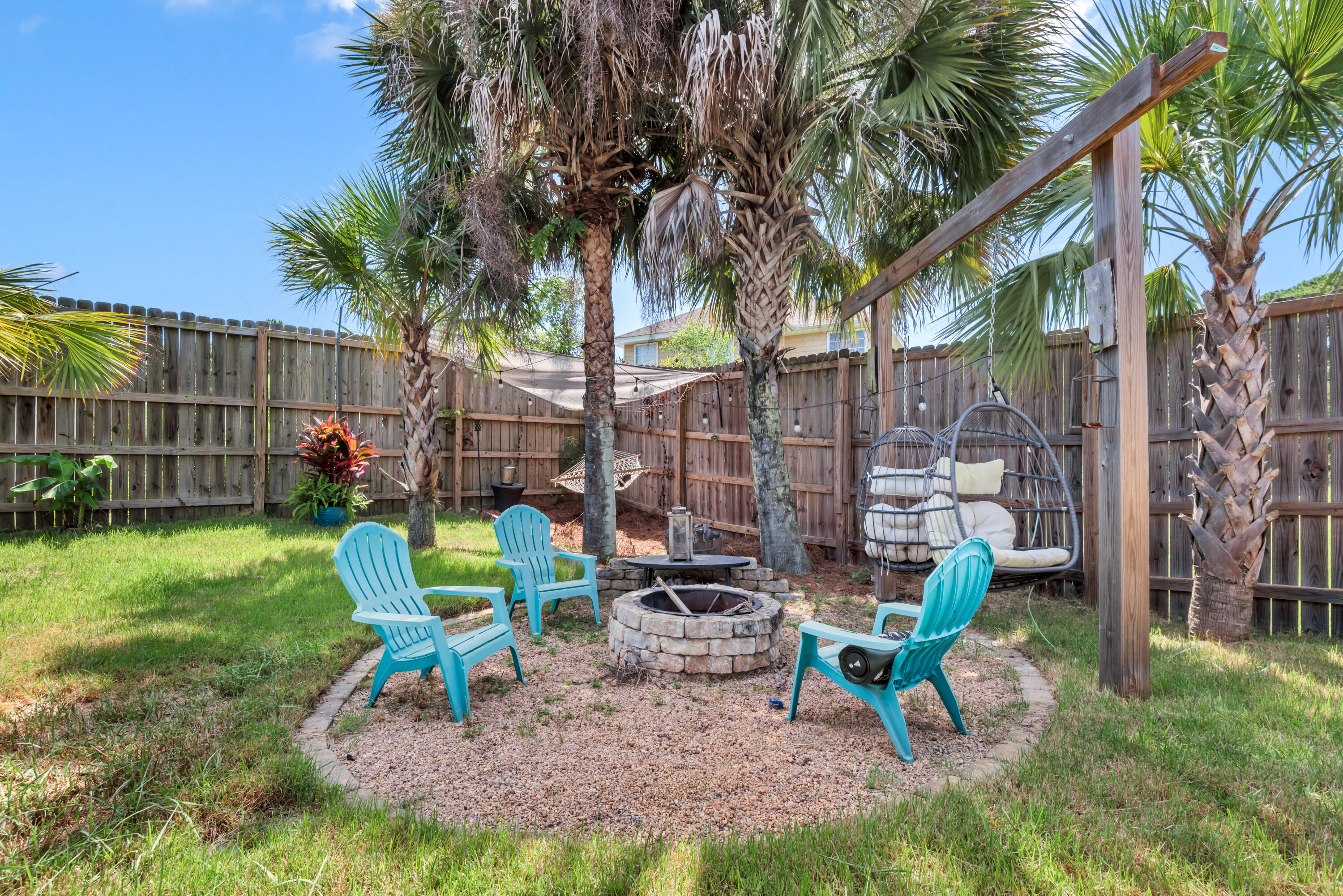 HOLIDAY SHORES EST 4TH ADDN - Residential