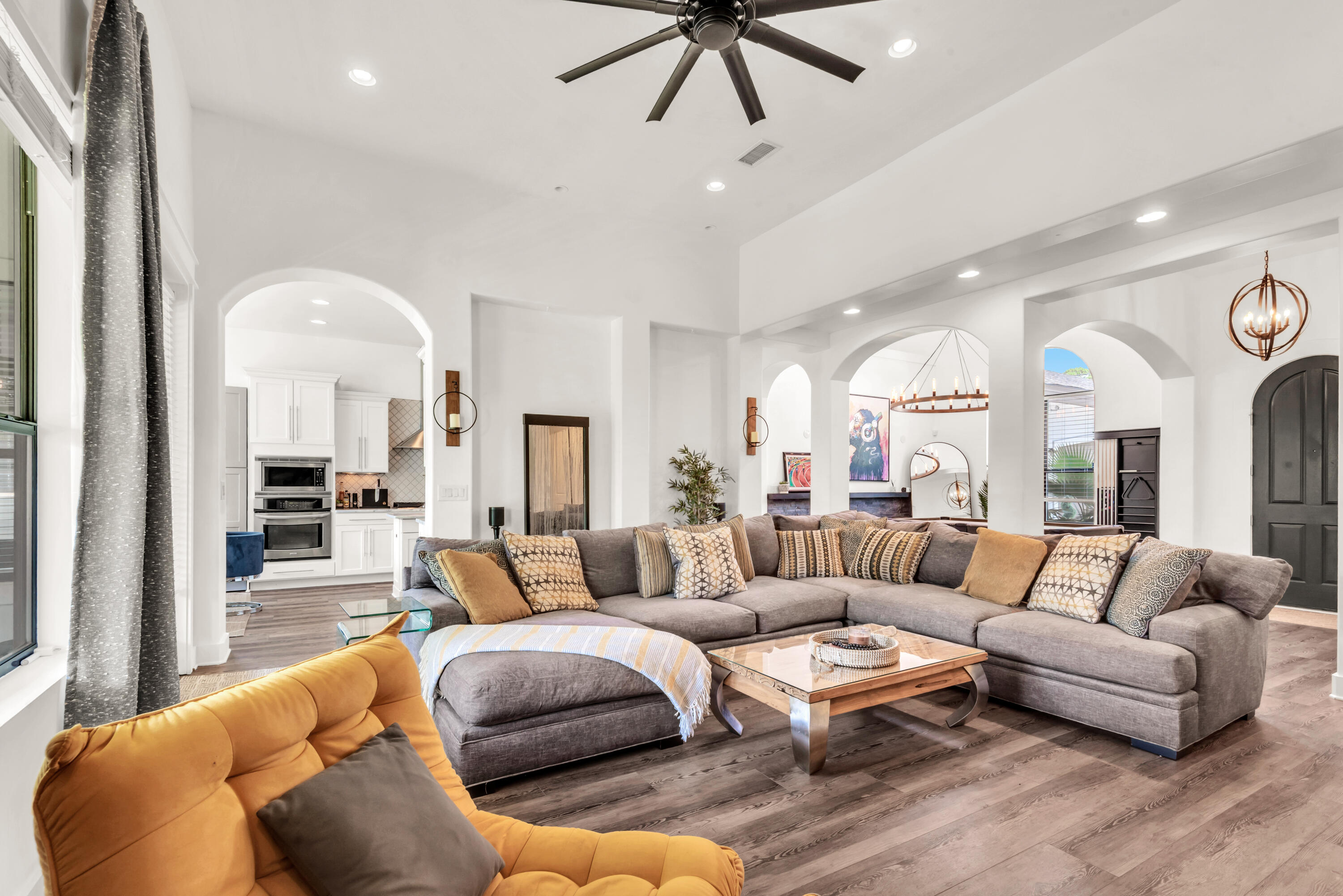 HOLIDAY SHORES EST 4TH ADDN - Residential