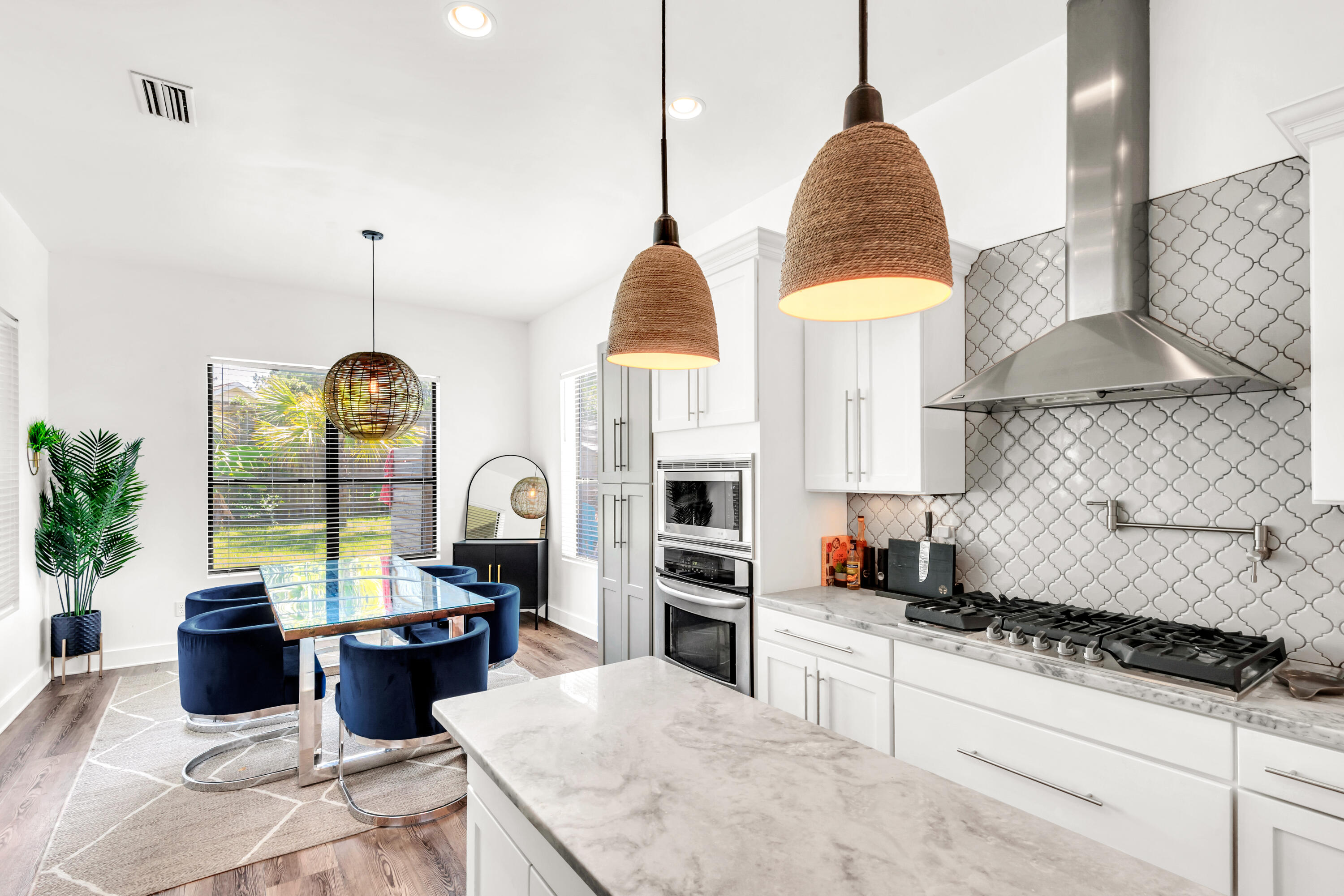 HOLIDAY SHORES EST 4TH ADDN - Residential