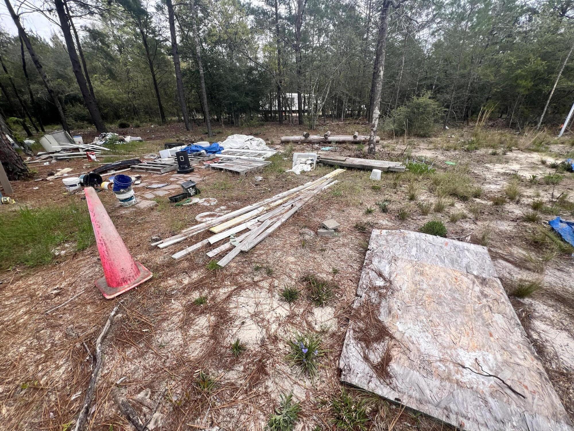 OAKWOOD HILLS UNIT 3 - Land