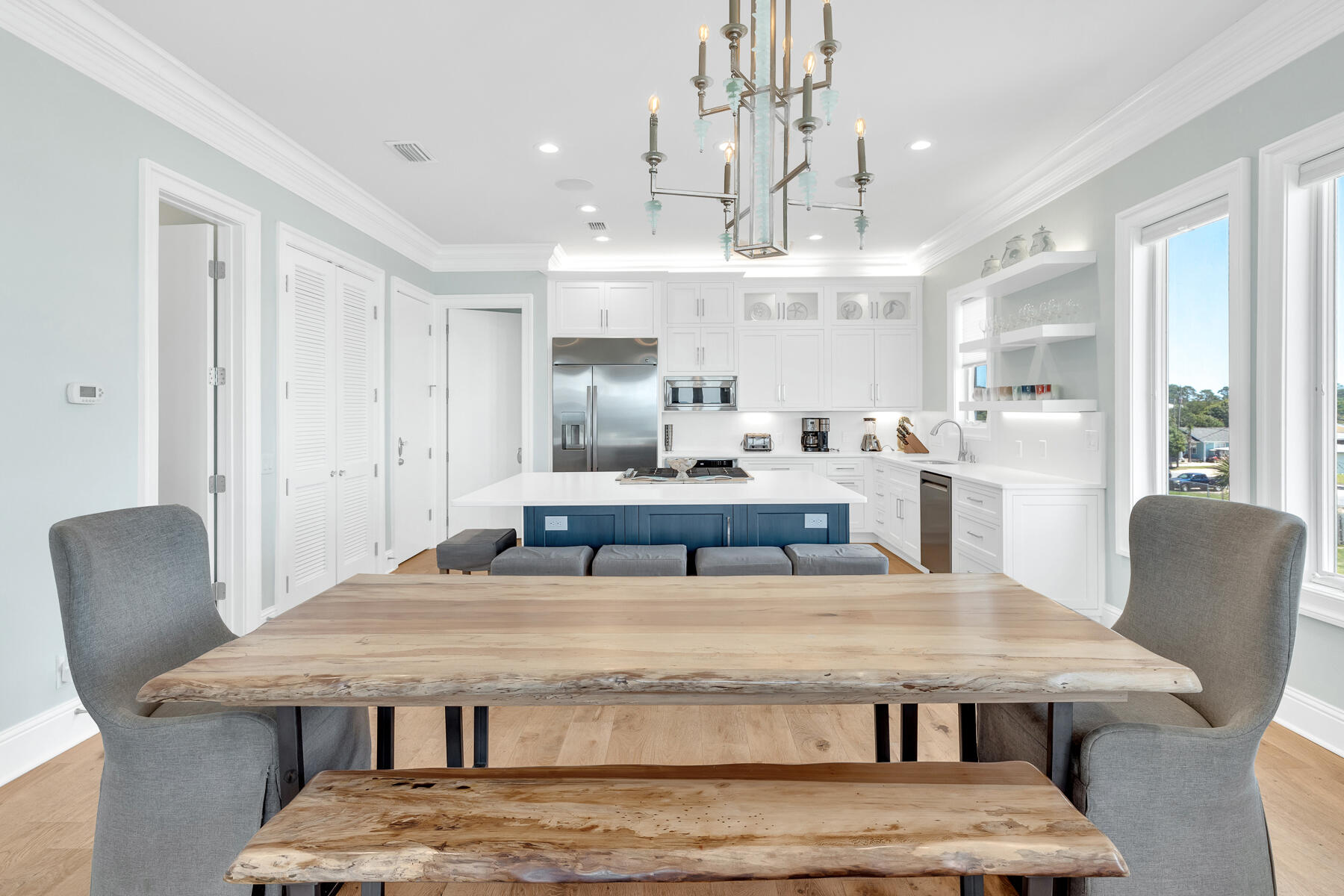 LAGUNA BEACH - Residential