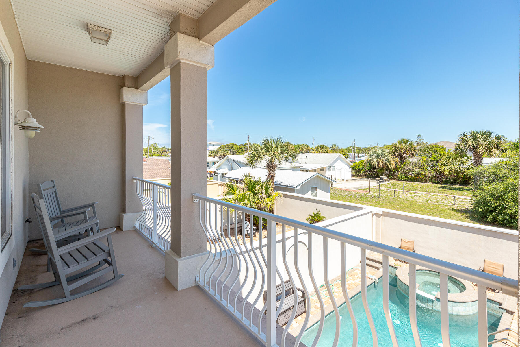 LAGUNA BEACH - Residential