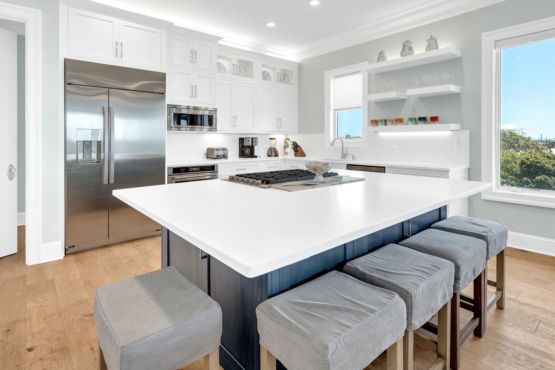 LAGUNA BEACH - Residential