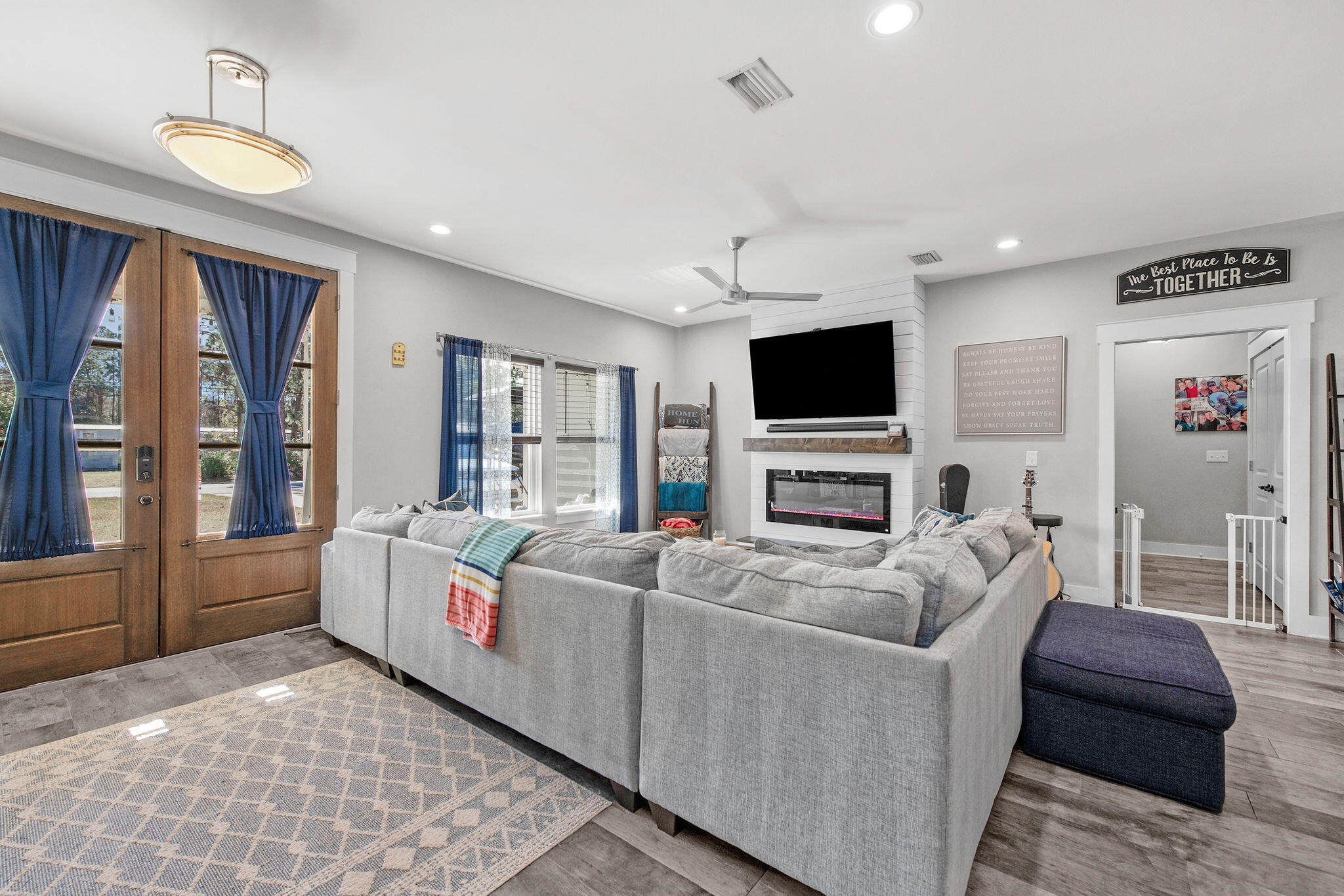 NAVARRE S/D 1ST ADDN - Residential